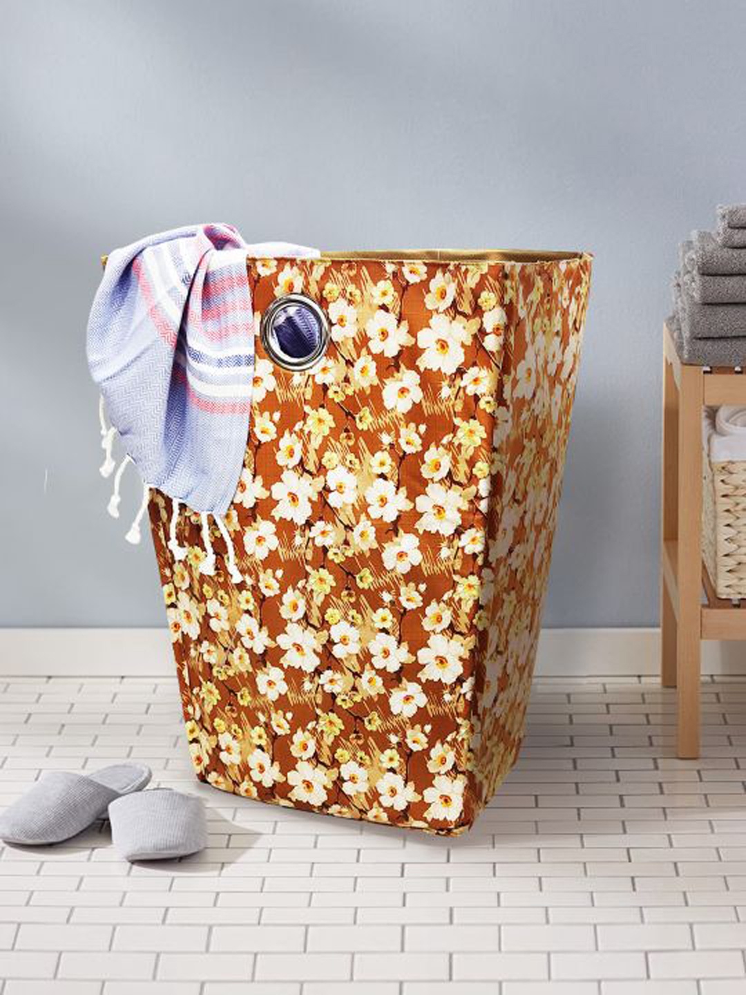 

BIANCA Brown & White Floral Printed Foldable Laundry Basket