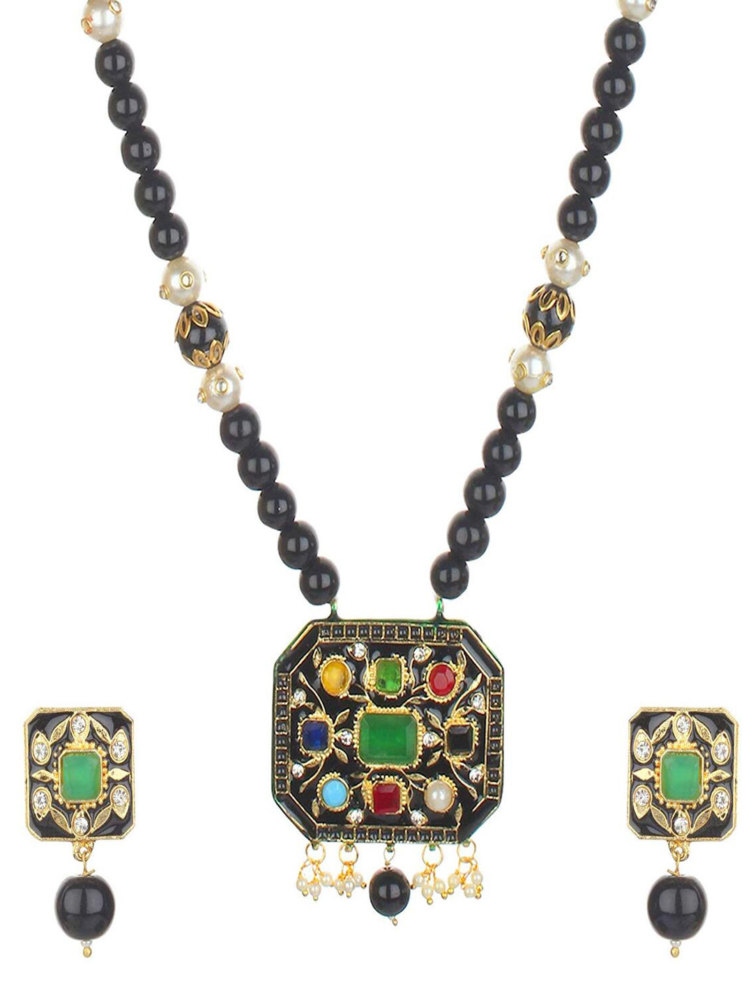 

Runjhun Gold-Plated Kundan Studded Jewellery Set