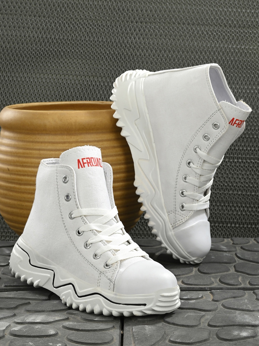 

AfroJack Women Mid Top Basics Canvas Sneakers, White