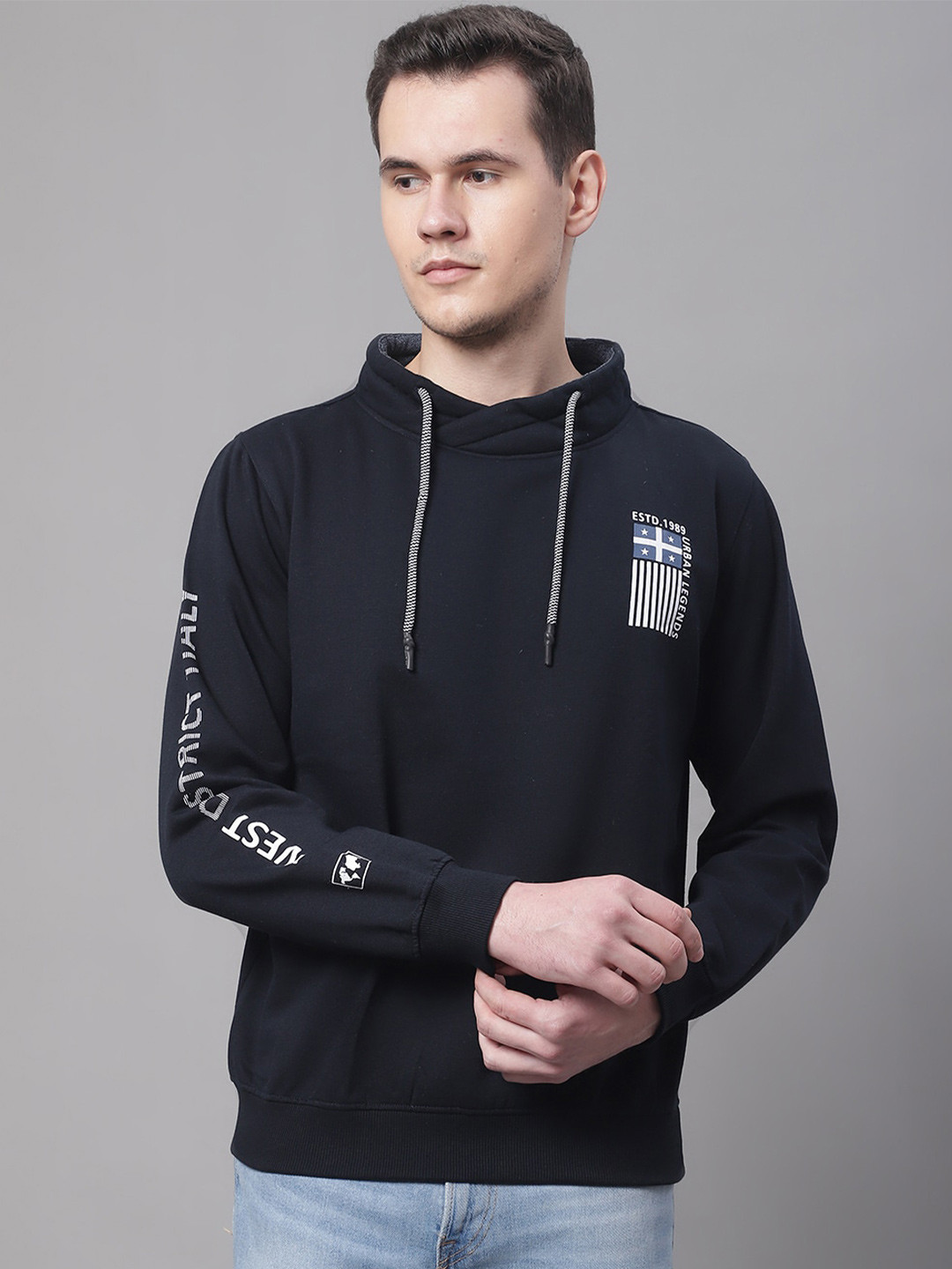 

Cantabil Men Printed Fleece Sweatshirt, Navy blue