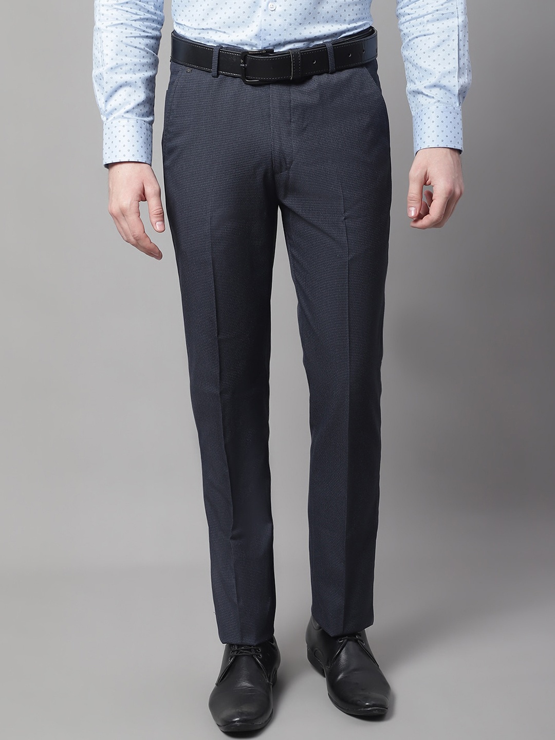 

Cantabil Men Formal Trousers, Navy blue