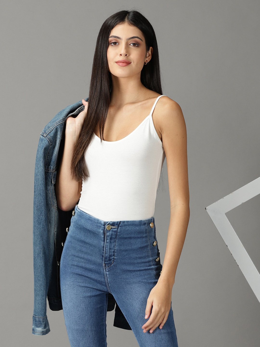 

SHOWOFF Shoulder Straps Tank Top, White