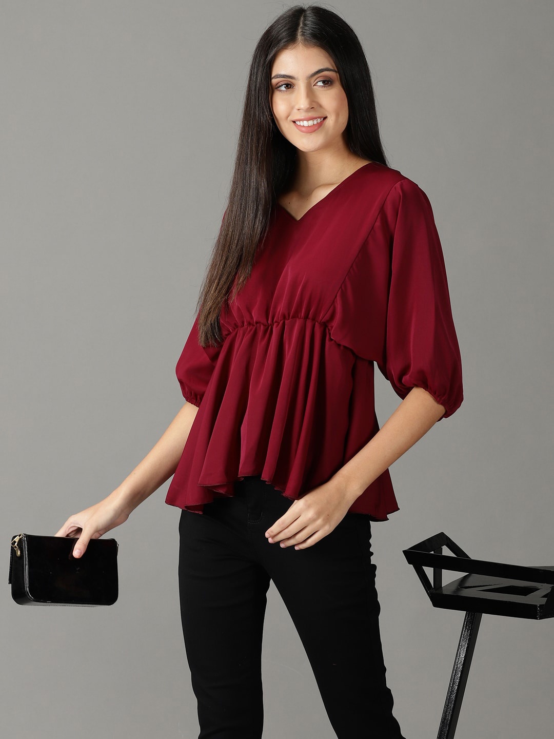 

SHOWOFF Extended Sleeves Empire Top, Burgundy