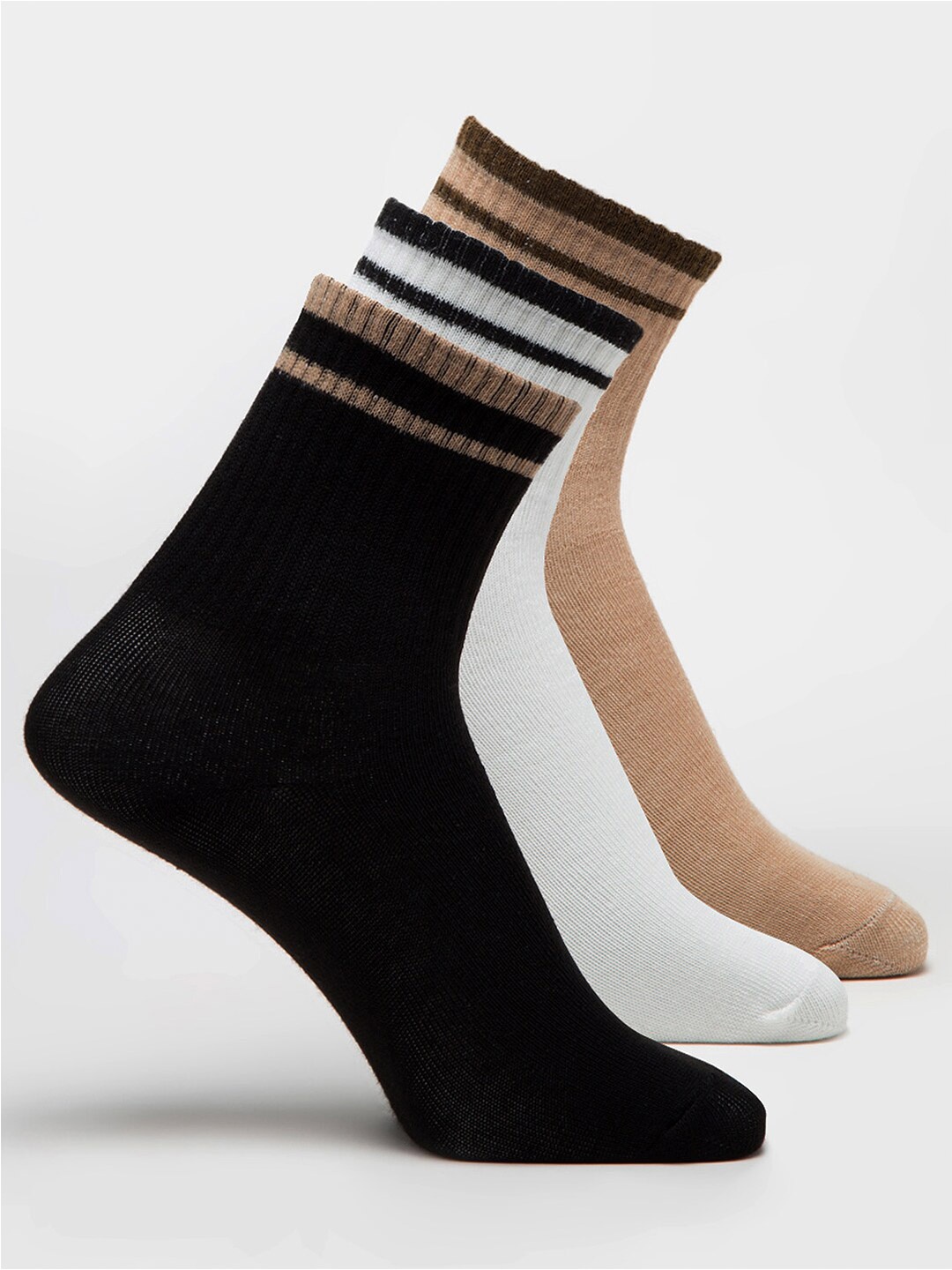 

J Style Women Pack Of 3 Calf Length Socks, Black
