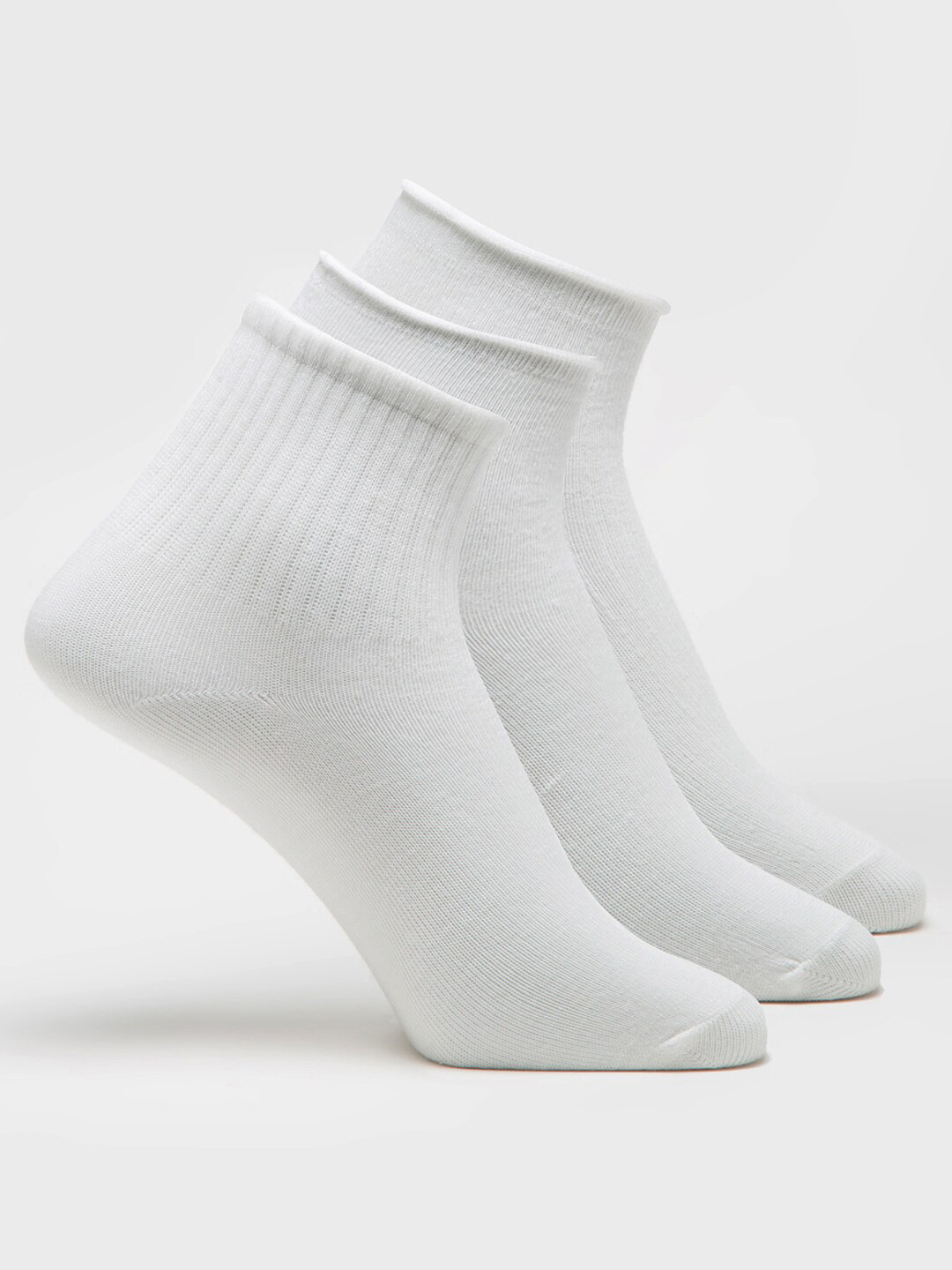 

J Style Women Pack Of 3 Ankle Length Socks, White