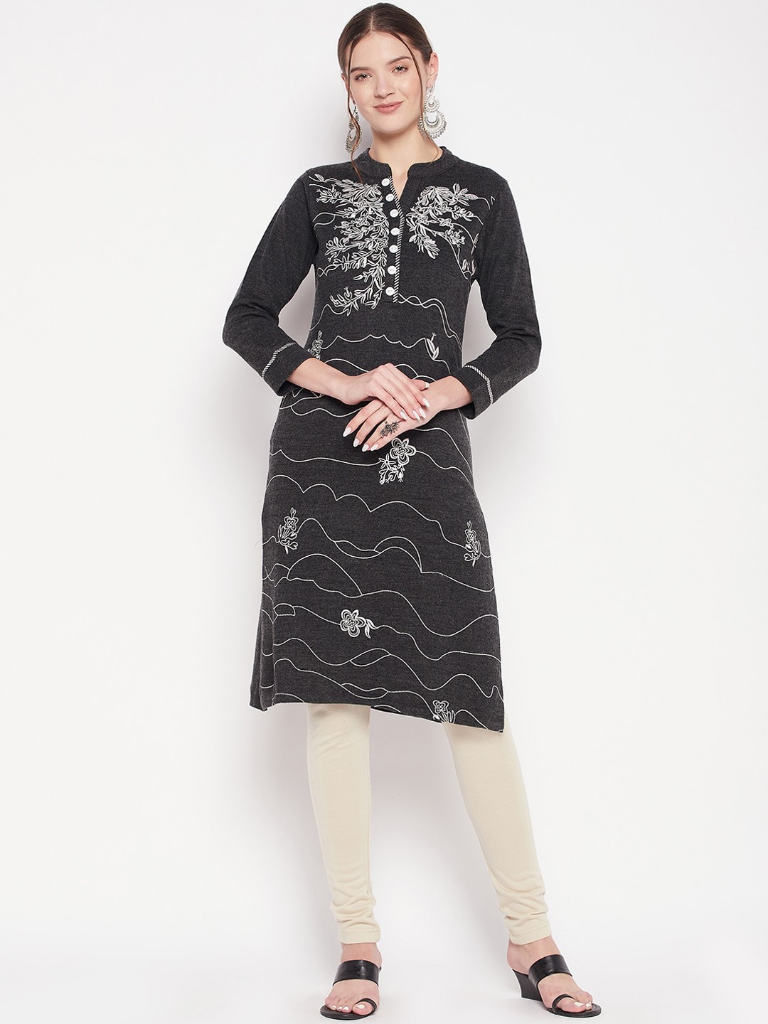

Zigo Women Ethnic Motifs Embroidered Thread Work Kurta, Grey