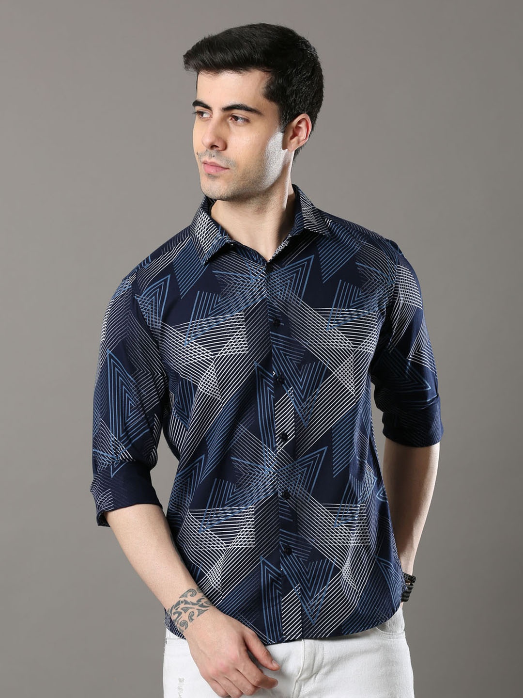 

Bushirt Men Classic Pinstripes Printed Pure Cotton Casual Shirt, Navy blue