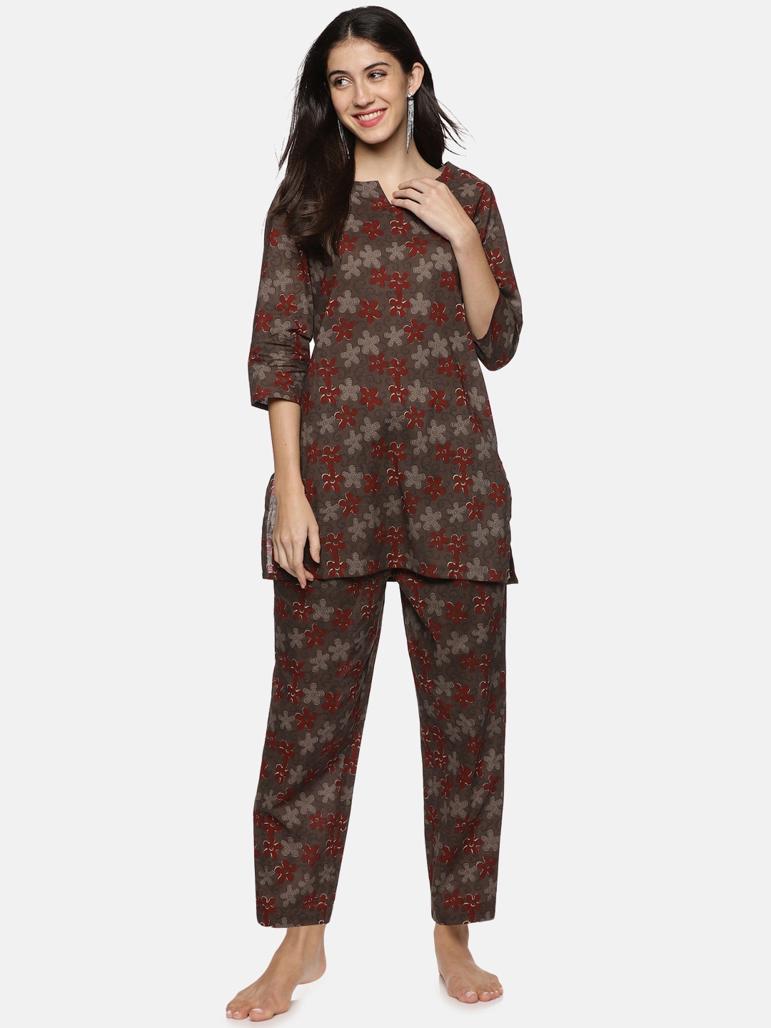 

Palakh Women Pure Cotton Printed Night suit, Brown