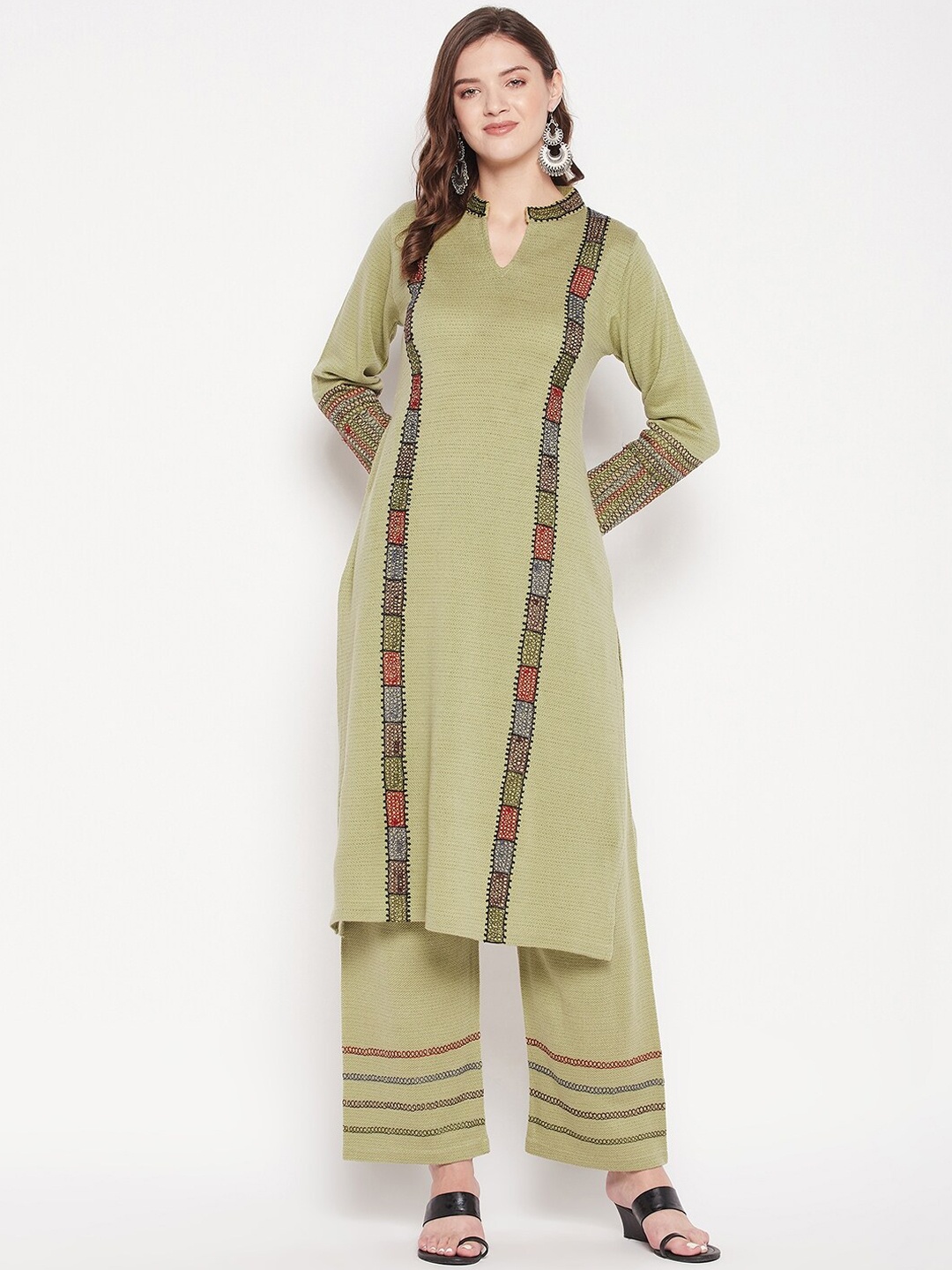 

Zigo Embroidered Band Collar Kurta with Trousers, Green