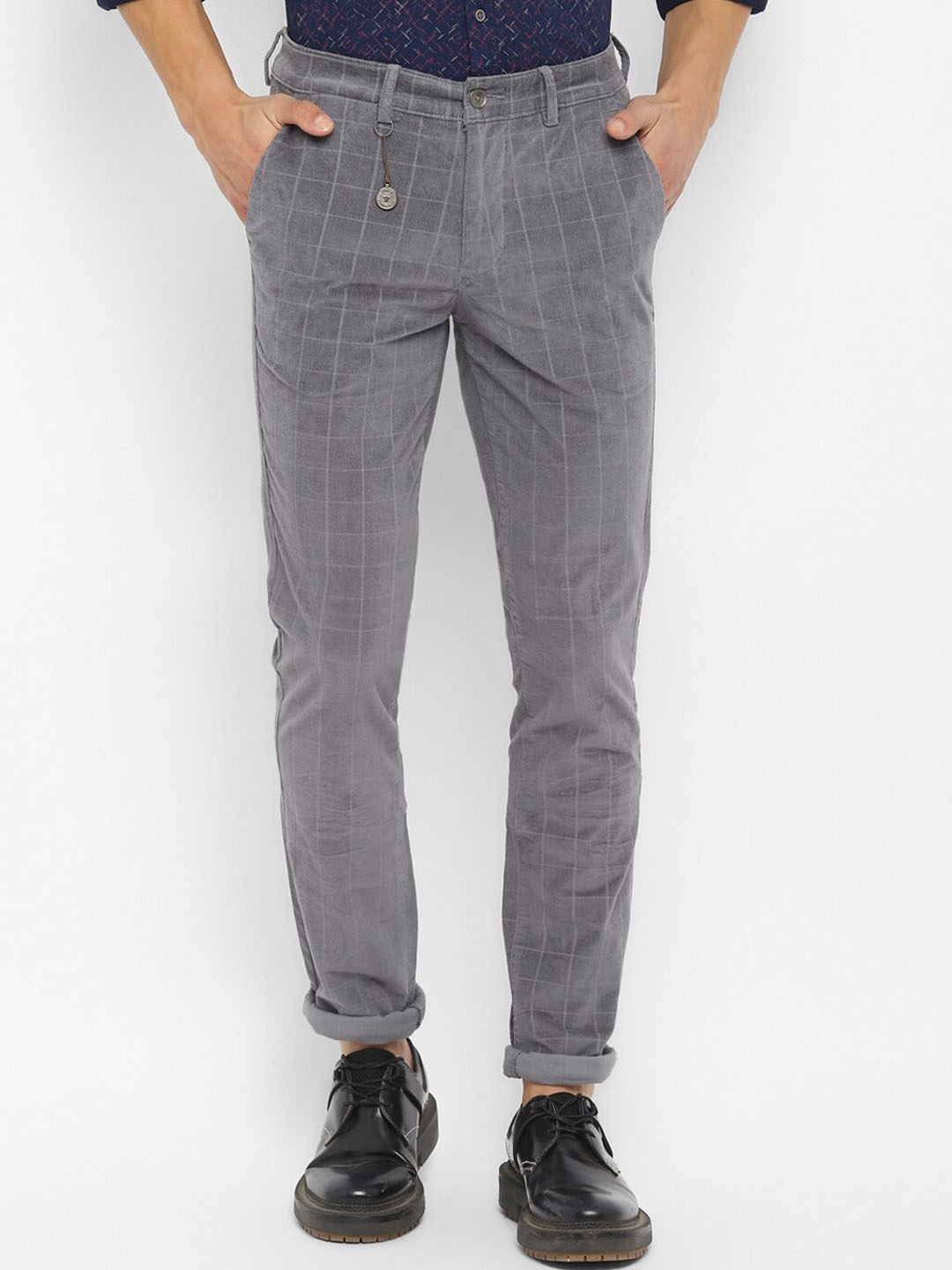 

Turtle Men Checked Relaxed Skinny Fit Corduroy Trousers, Grey