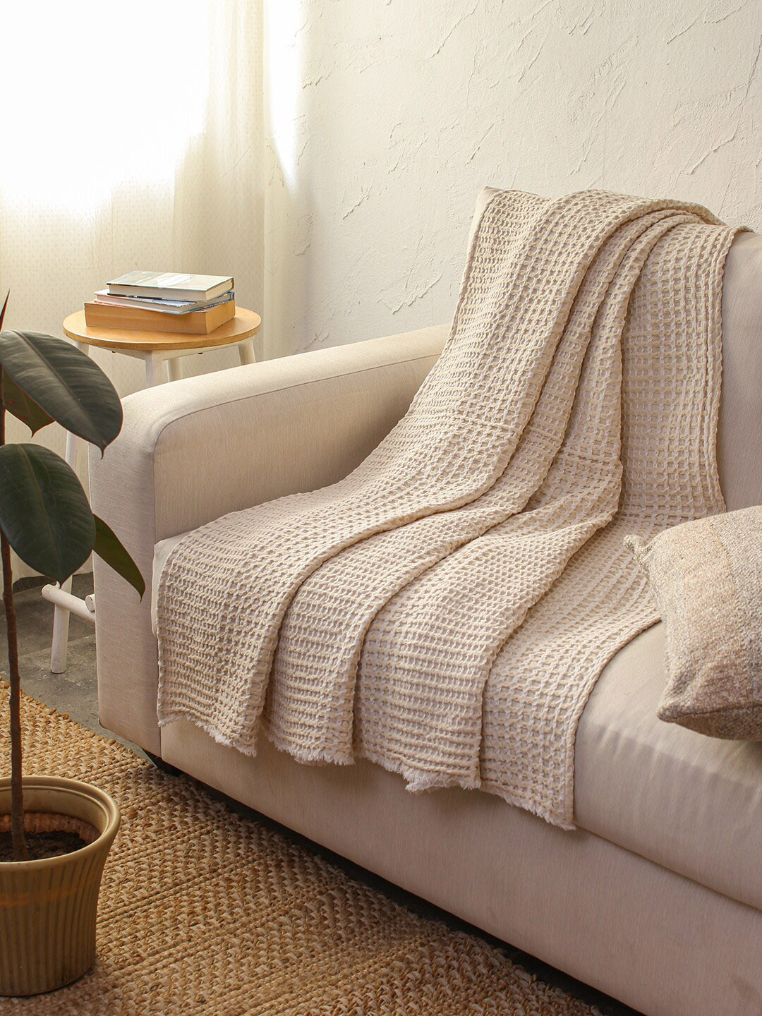 

House This Karakoram Beige & White Self Design Cotton Throw