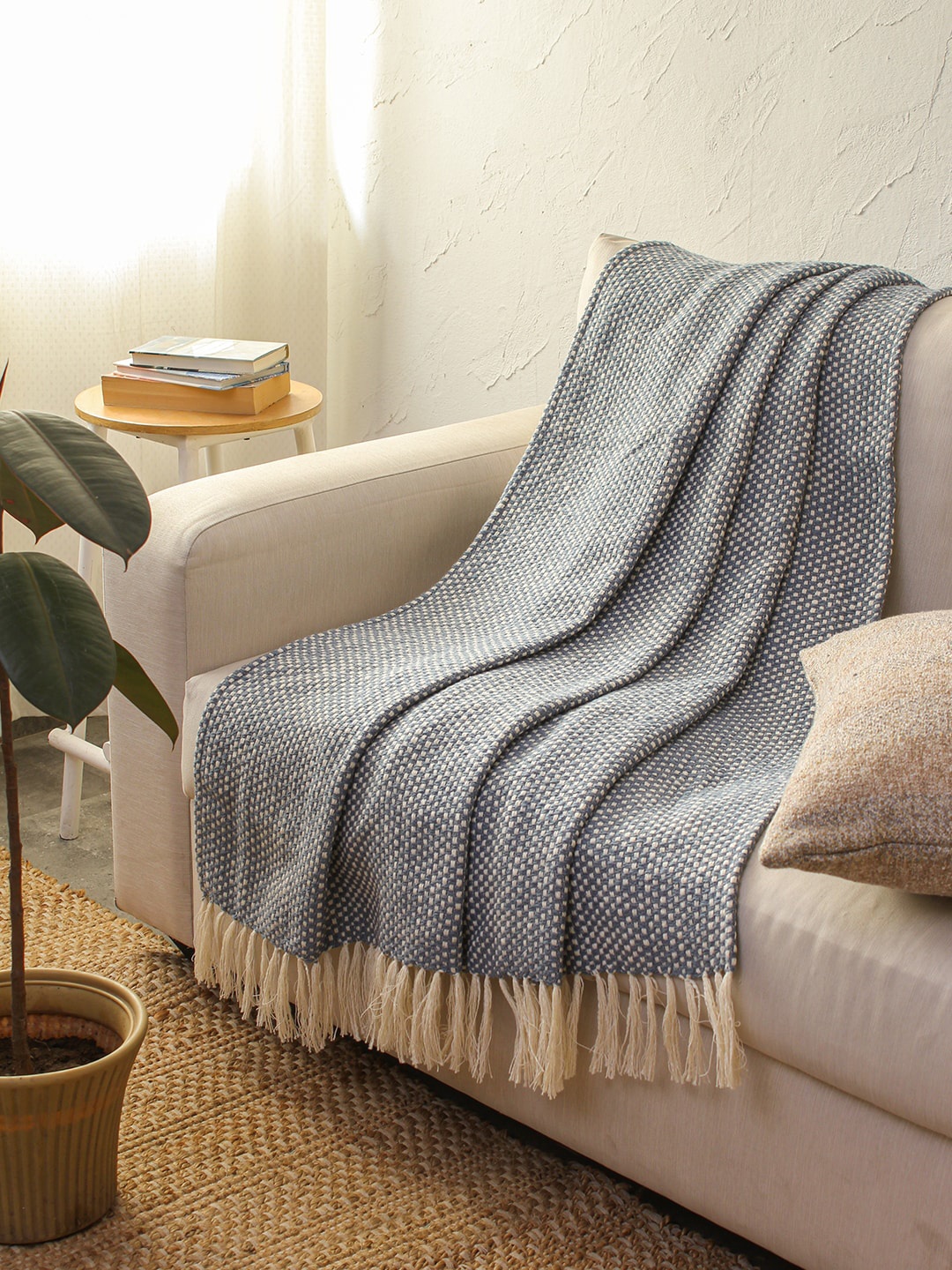 

House This Vindhya Self Design Cotton Throw, Blue