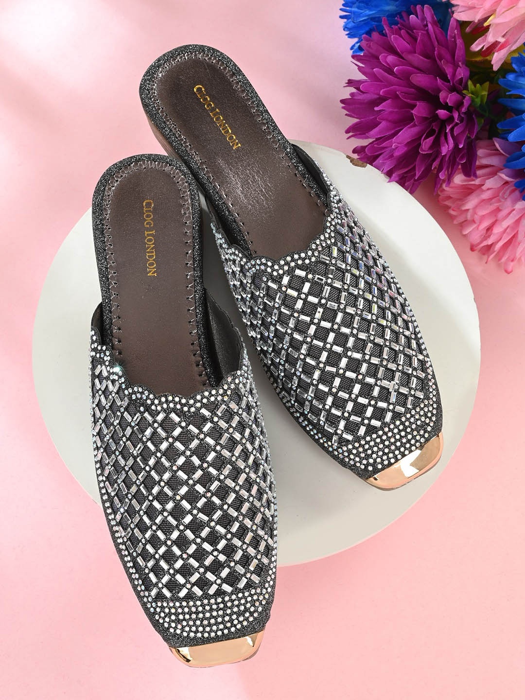 

CLOG LONDON Women Embellished Ethnic Mules, Grey