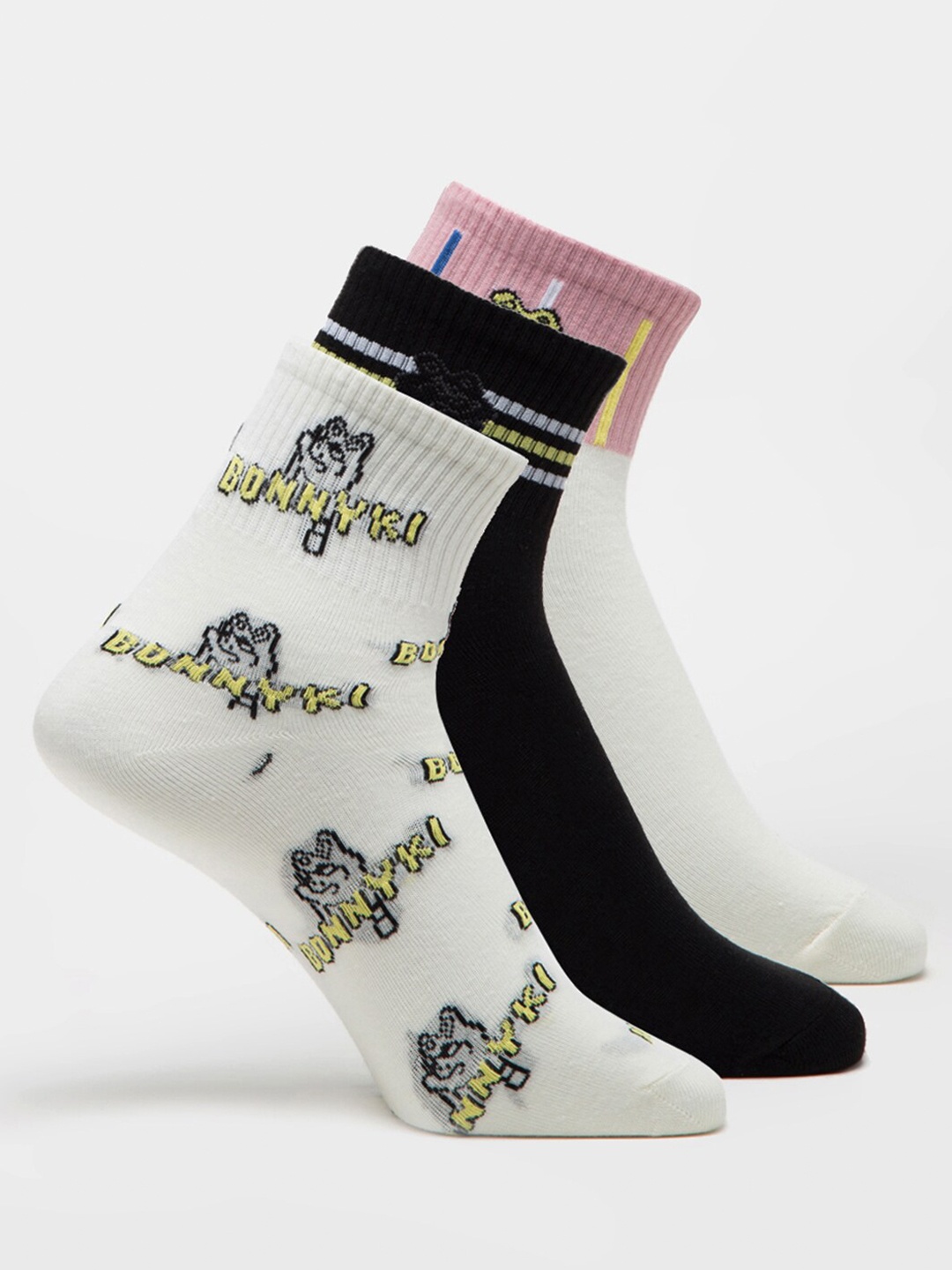 

J Style Women Pack Of 3 Ankle-Length Socks, White