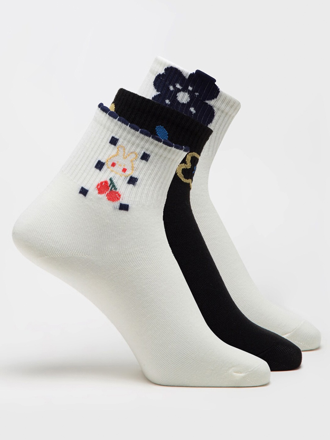 

J Style Women Pack Of 3 Assorted Patterned Ankle-Length Socks