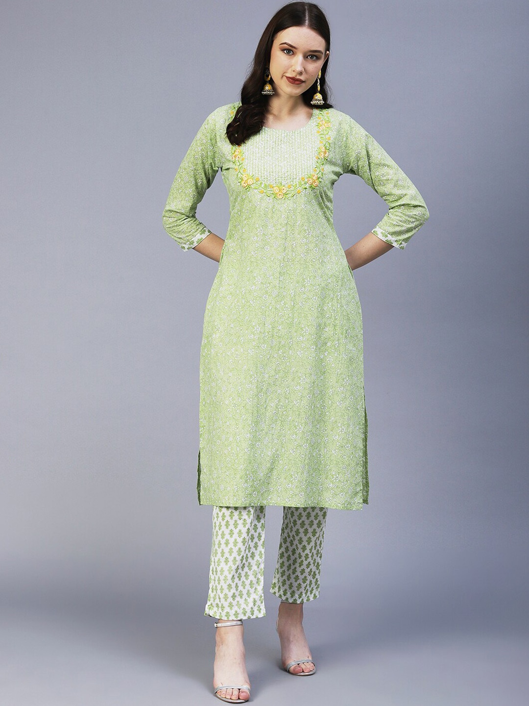 

FASHOR Floral Printed Thread Work Pure Cotton Kurta with Trousers, Lime green