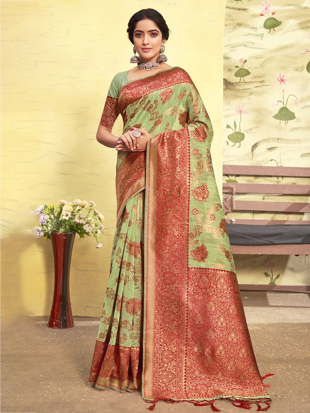 

Exclusiva Woven Design Zari Pure Cotton Banarasi Saree, Green