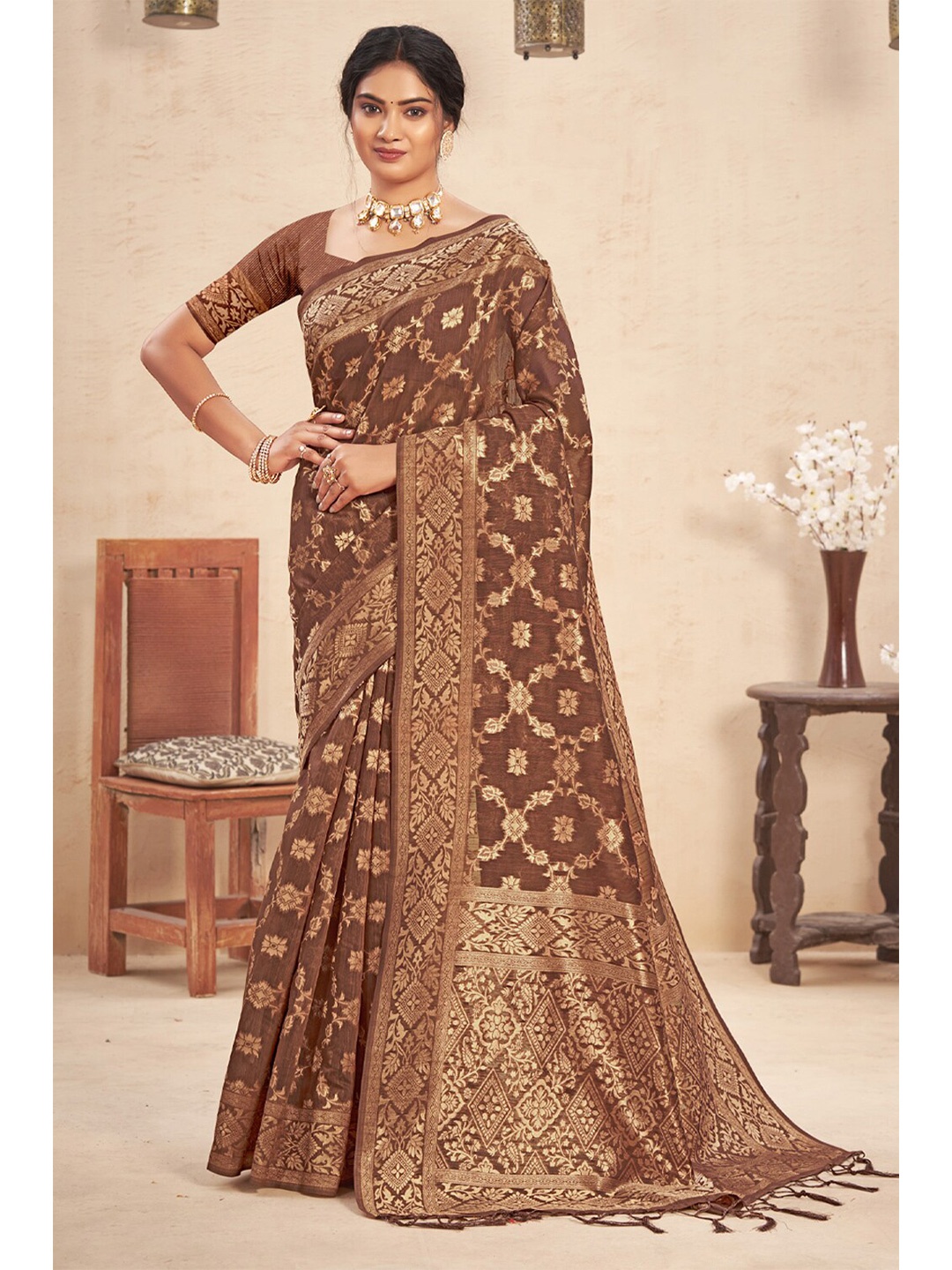 

Exclusiva Brown & Gold-Toned Woven Design Zari Pure Cotton Banarasi Saree