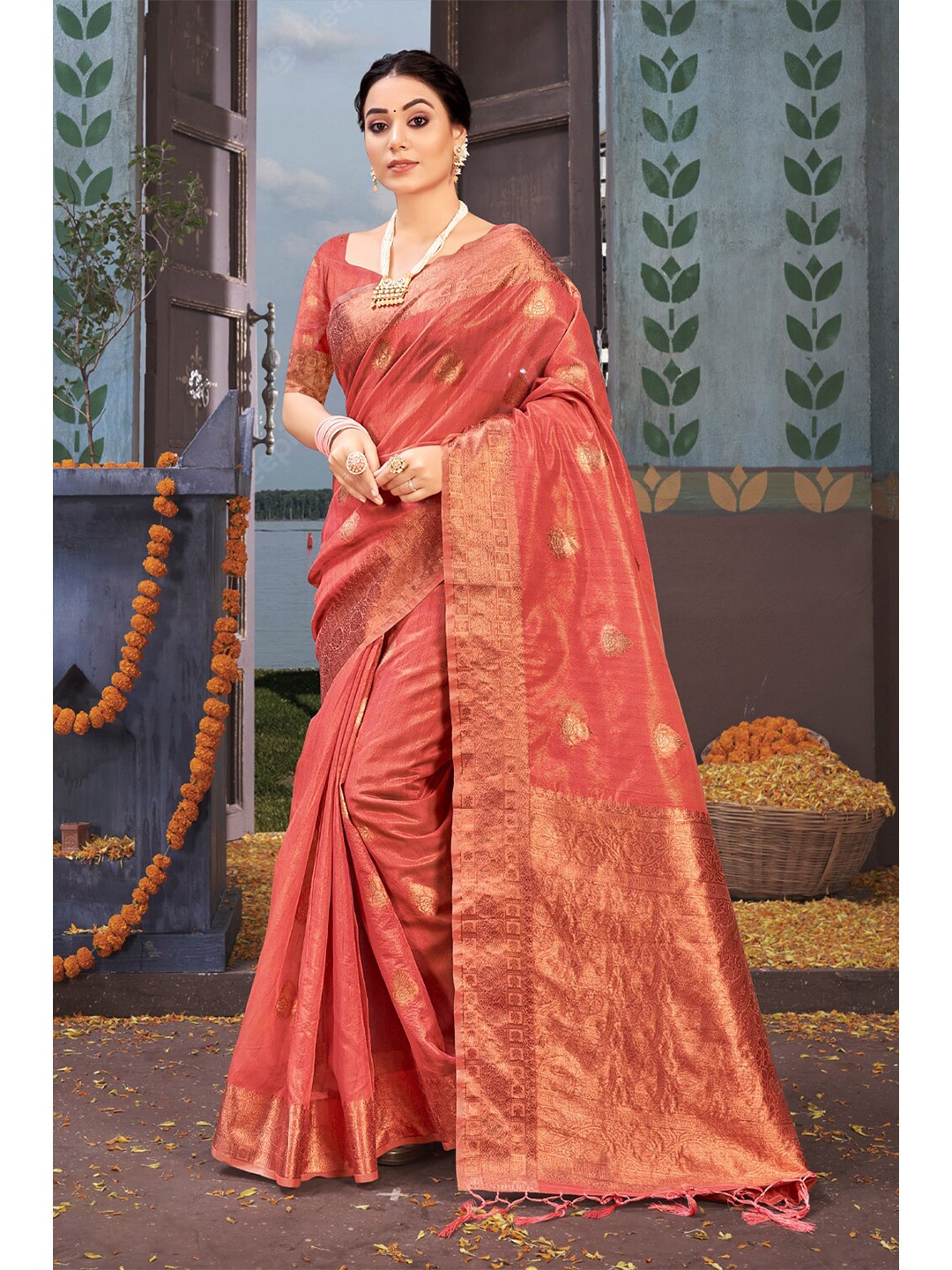 

Exclusiva Peach-Coloured & Gold-Toned Woven Design Zari Organza Banarasi Saree