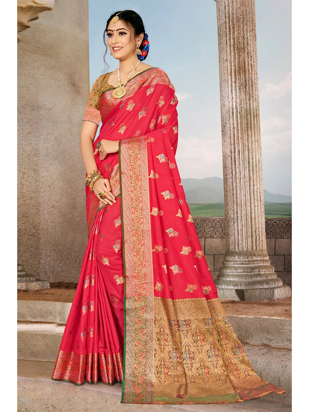 

Exclusiva Red & Green Woven Design Zari Silk Blend Banarasi Saree
