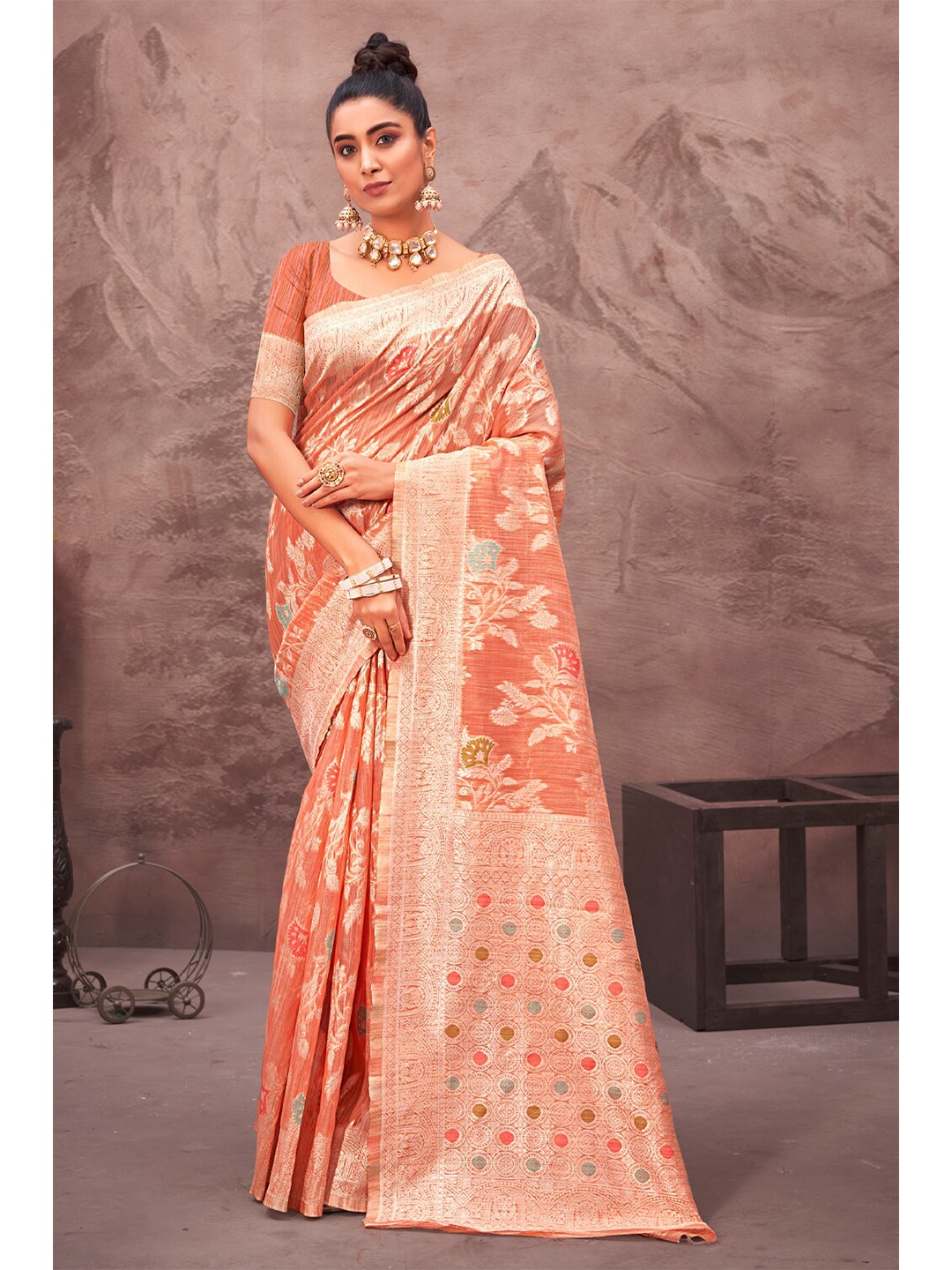 

Exclusiva Peach-Coloured & Gold-Toned Woven Design Zari Silk Cotton Banarasi Saree