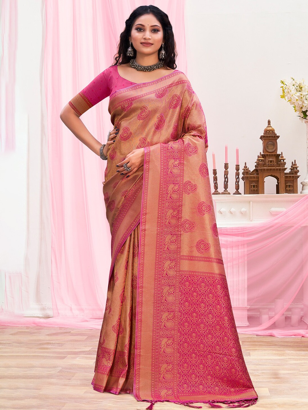 

Exclusiva Pink & Gold-Toned Woven Design Zari Silk Blend Banarasi Saree