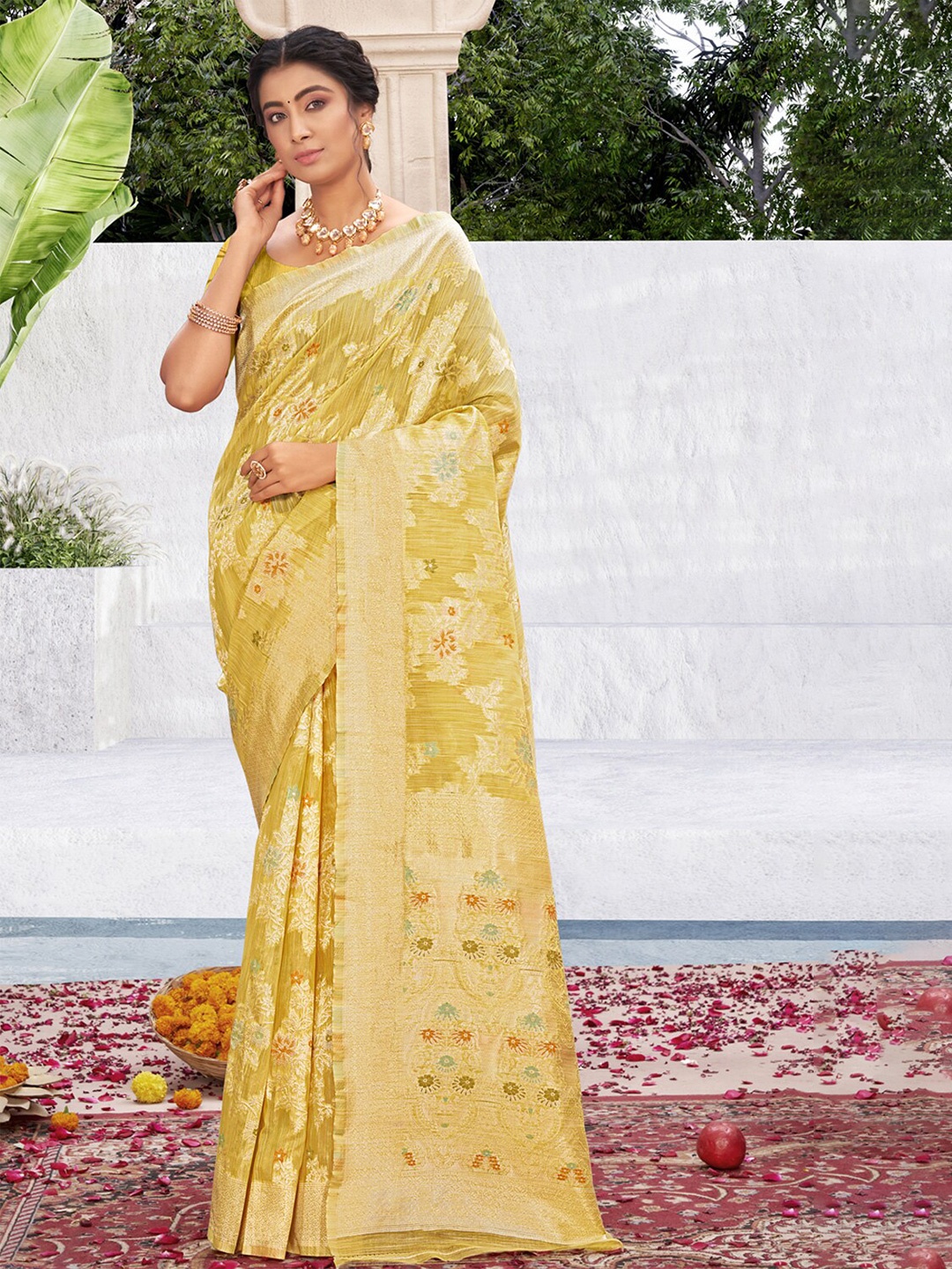 

Exclusiva Yellow & Gold-Toned Woven Design Zari Silk Cotton Banarasi Saree