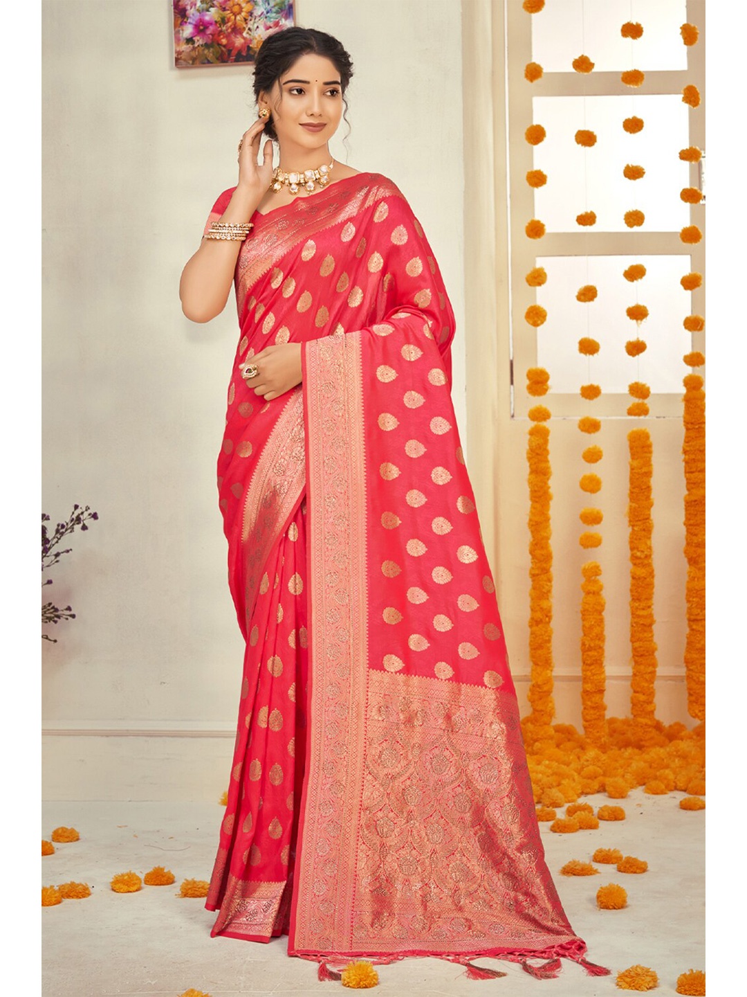 

Exclusiva Pink & Gold-Toned Woven Design Zari Silk Blend Banarasi Saree