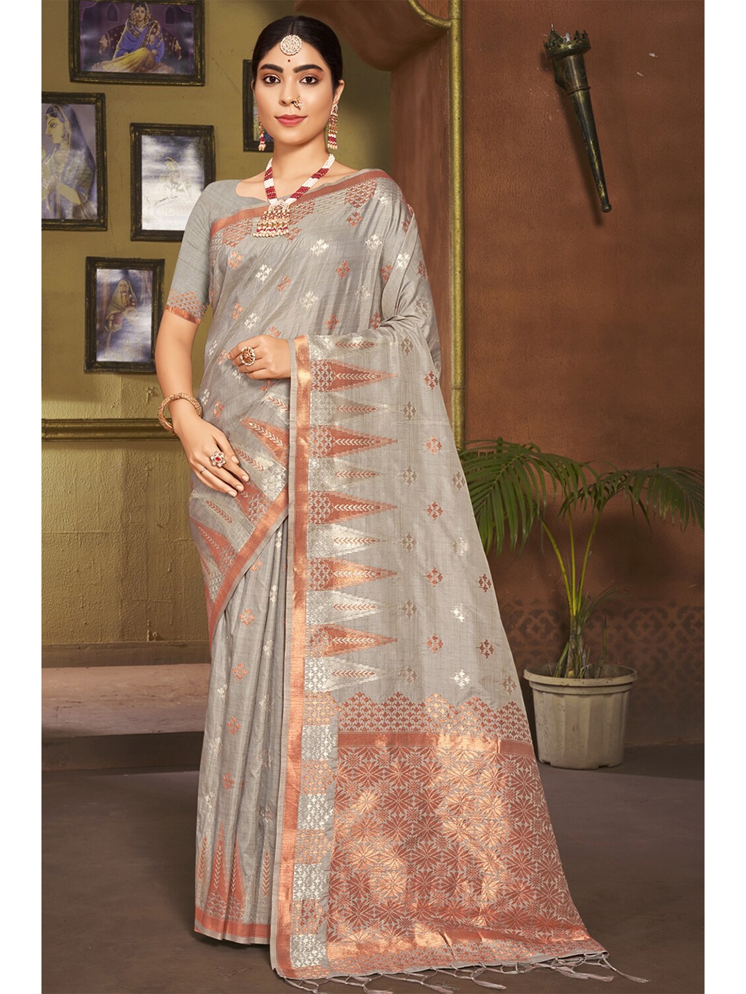 

Exclusiva Grey & Copper-Toned Woven Design Zari Silk Blend Banarasi Saree