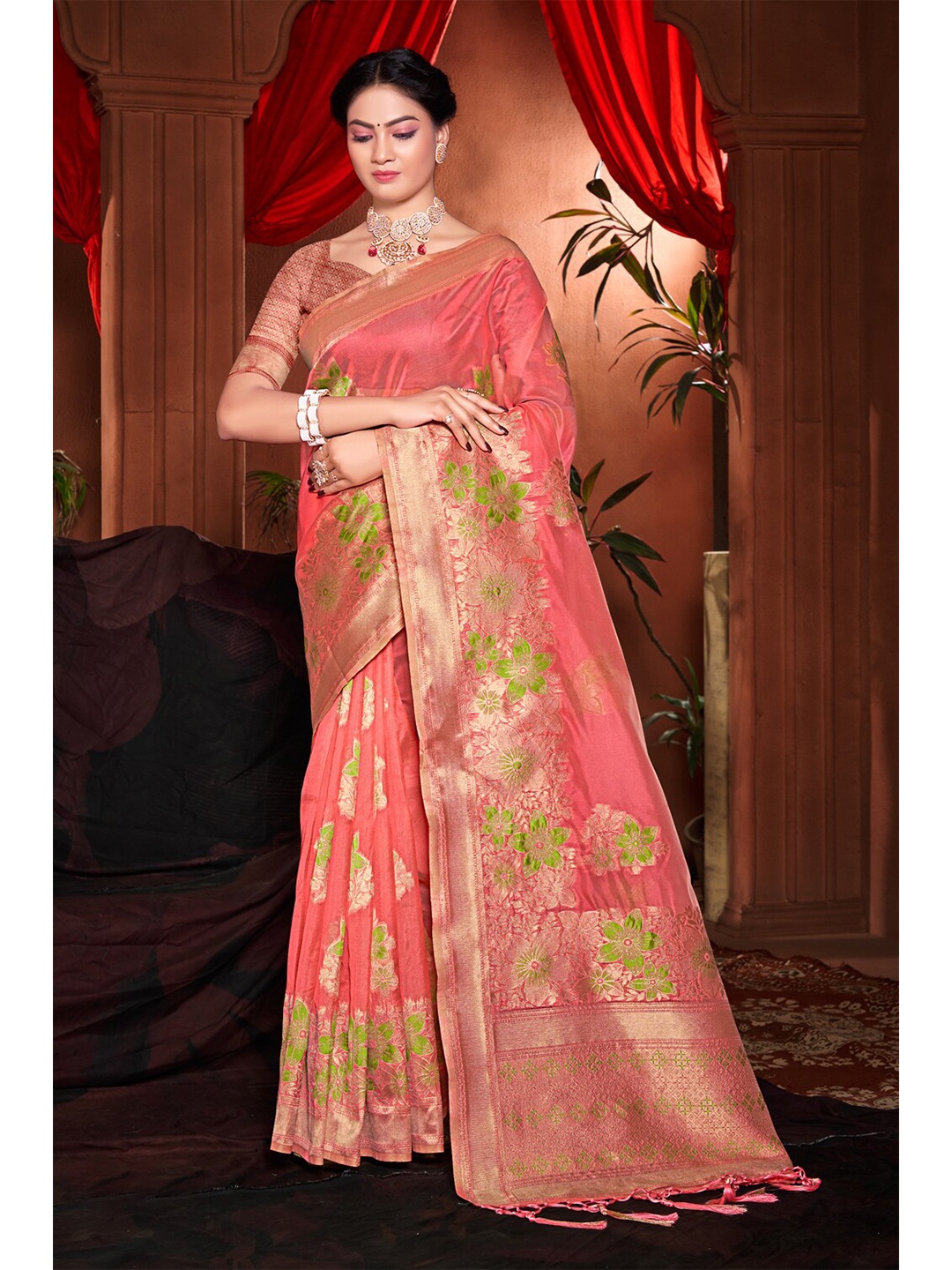 

Exclusiva Pink & Green Woven Design Zari Silk Blend Banarasi Saree