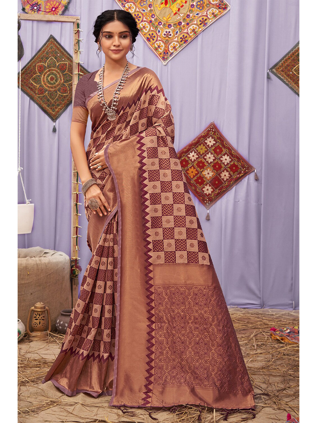 

Exclusiva Purple & Gold-Toned Woven Design Zari Pure Cotton Banarasi Saree