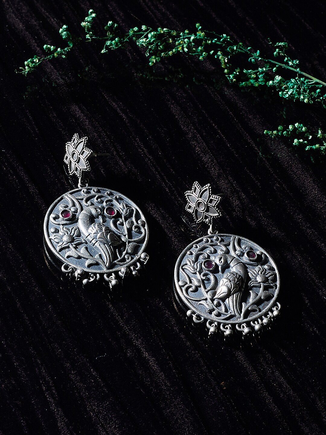 

GloBox By ZeroKaata Silver-Plated Peacock Shaped Drop Earrings