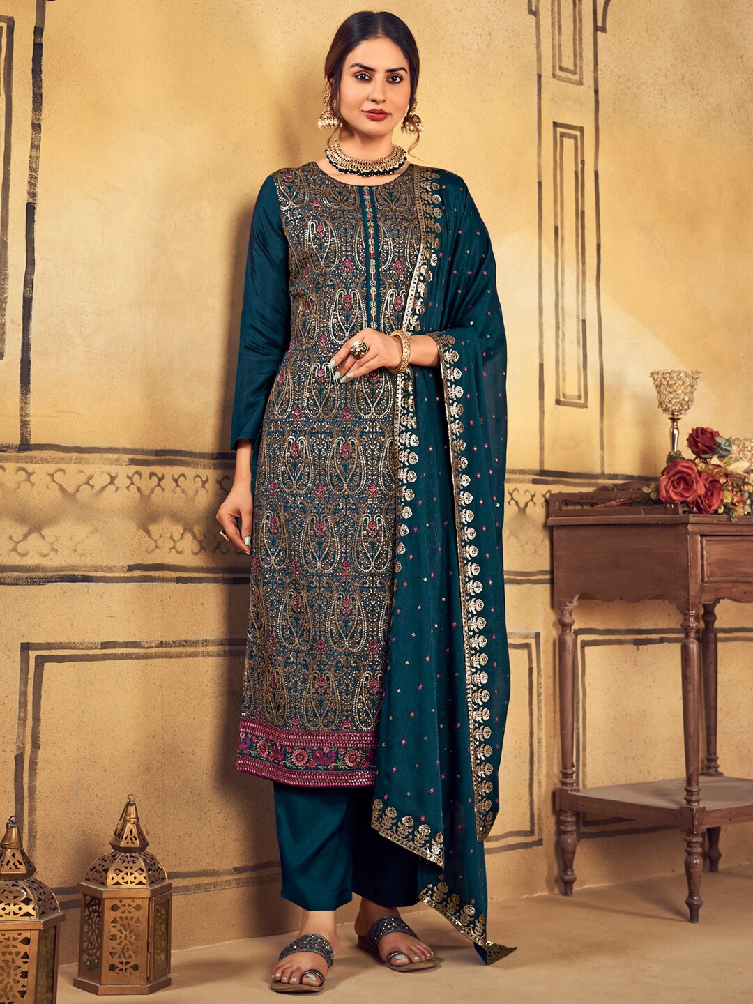 

Stylee LIFESTYLE Navy Blue & Gold-Toned Embroidered Pure Silk Unstitched Dress Material