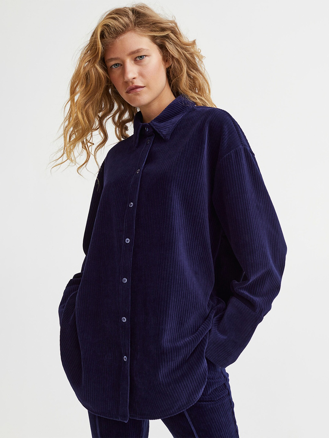 

H&M Women Ribbed Velour Shirt, Blue