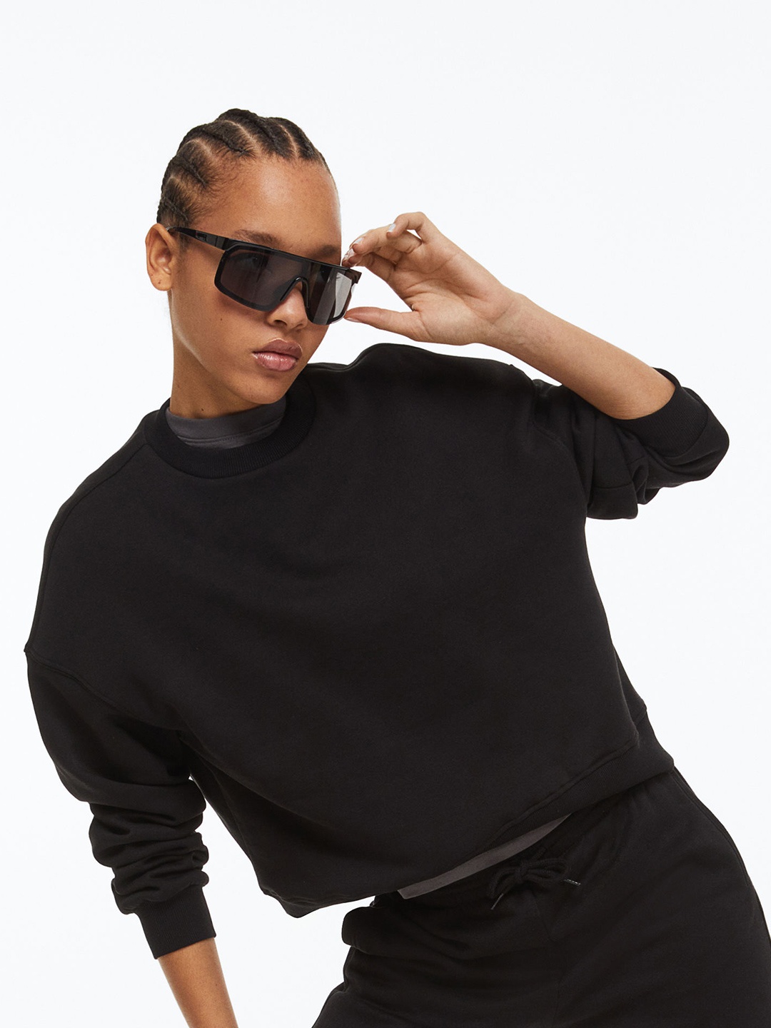 

H&M Women Sweatshirt, Black