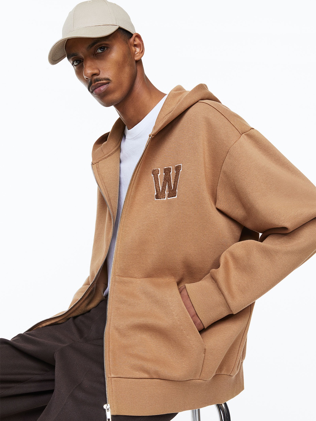 

H&M Men Relaxed Fit Zip-Through Hoodie, Beige