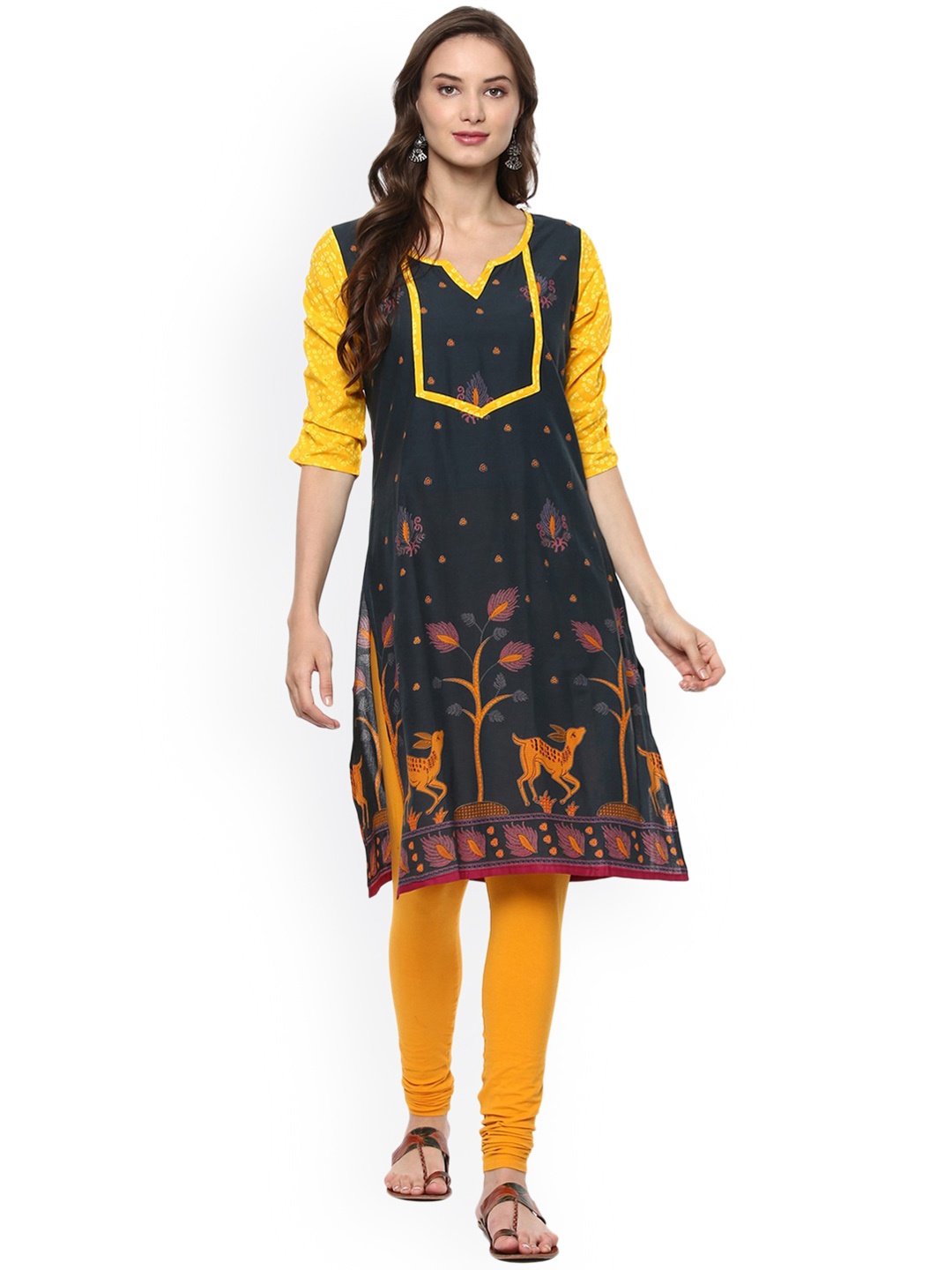 

Pannkh Women Navy Blue & Yellow Printed Straight Kurta