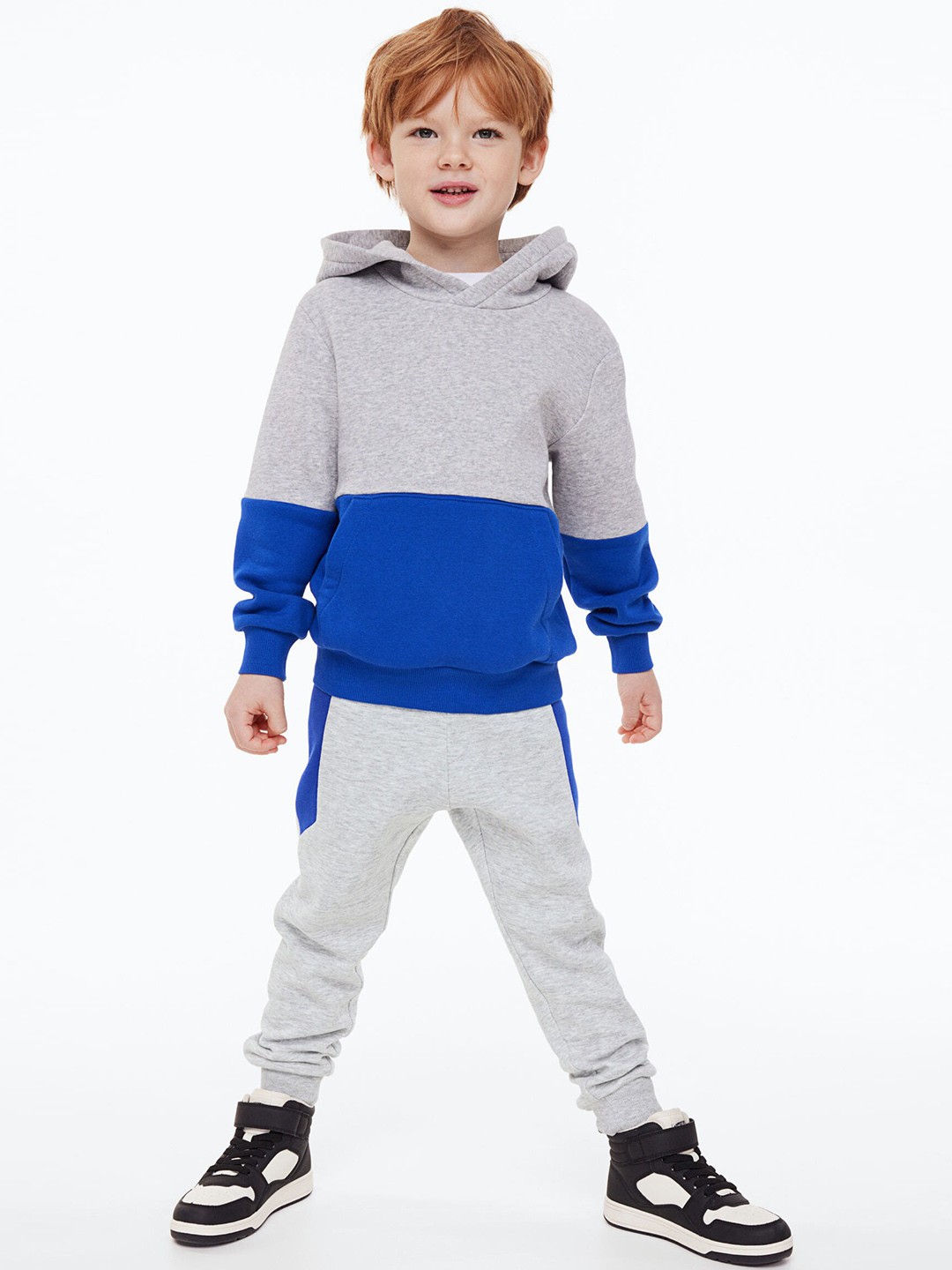 

H&M Boys Printed Joggers, Grey