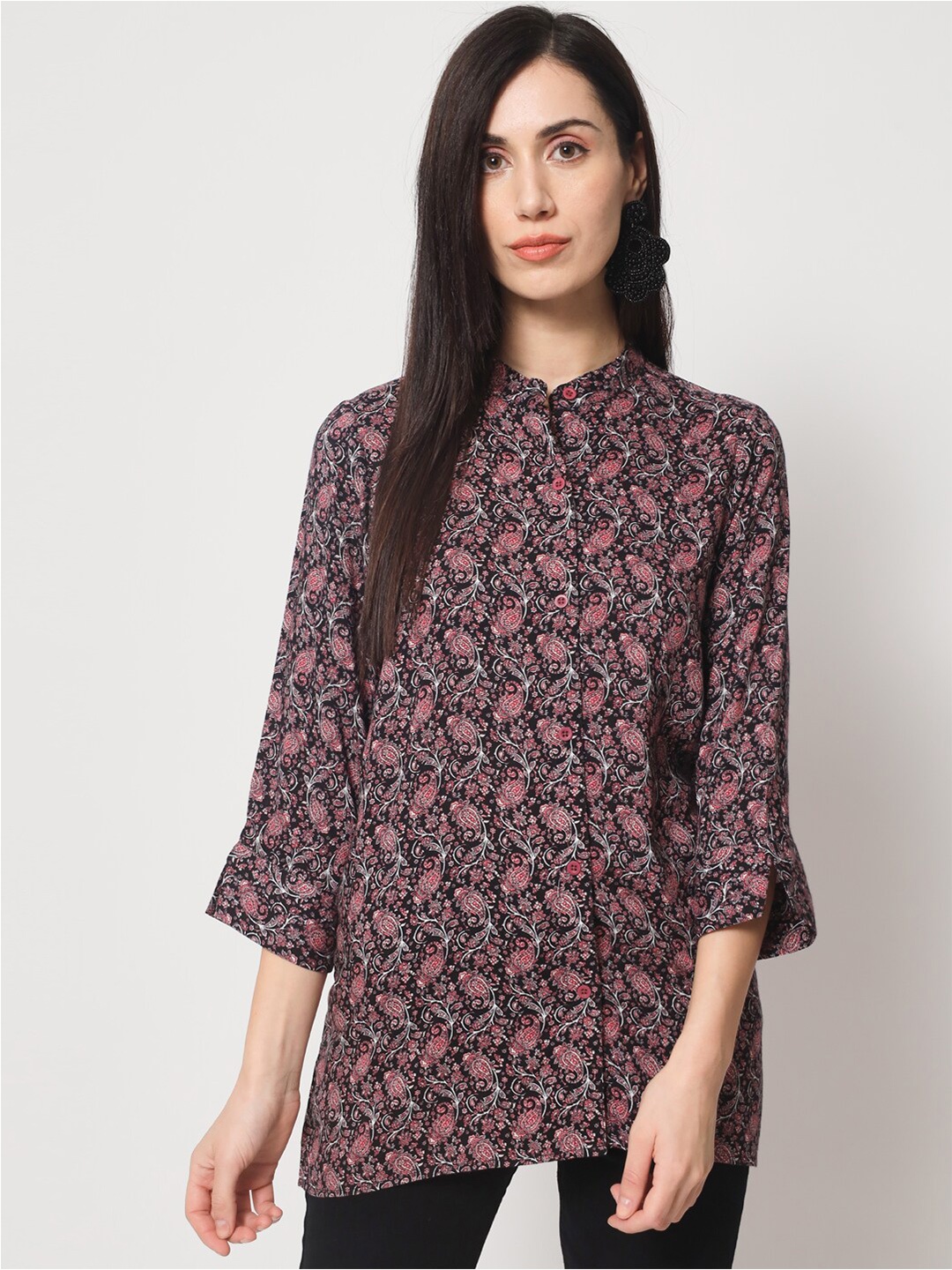 

CHARMGAL Black Floral Print Top