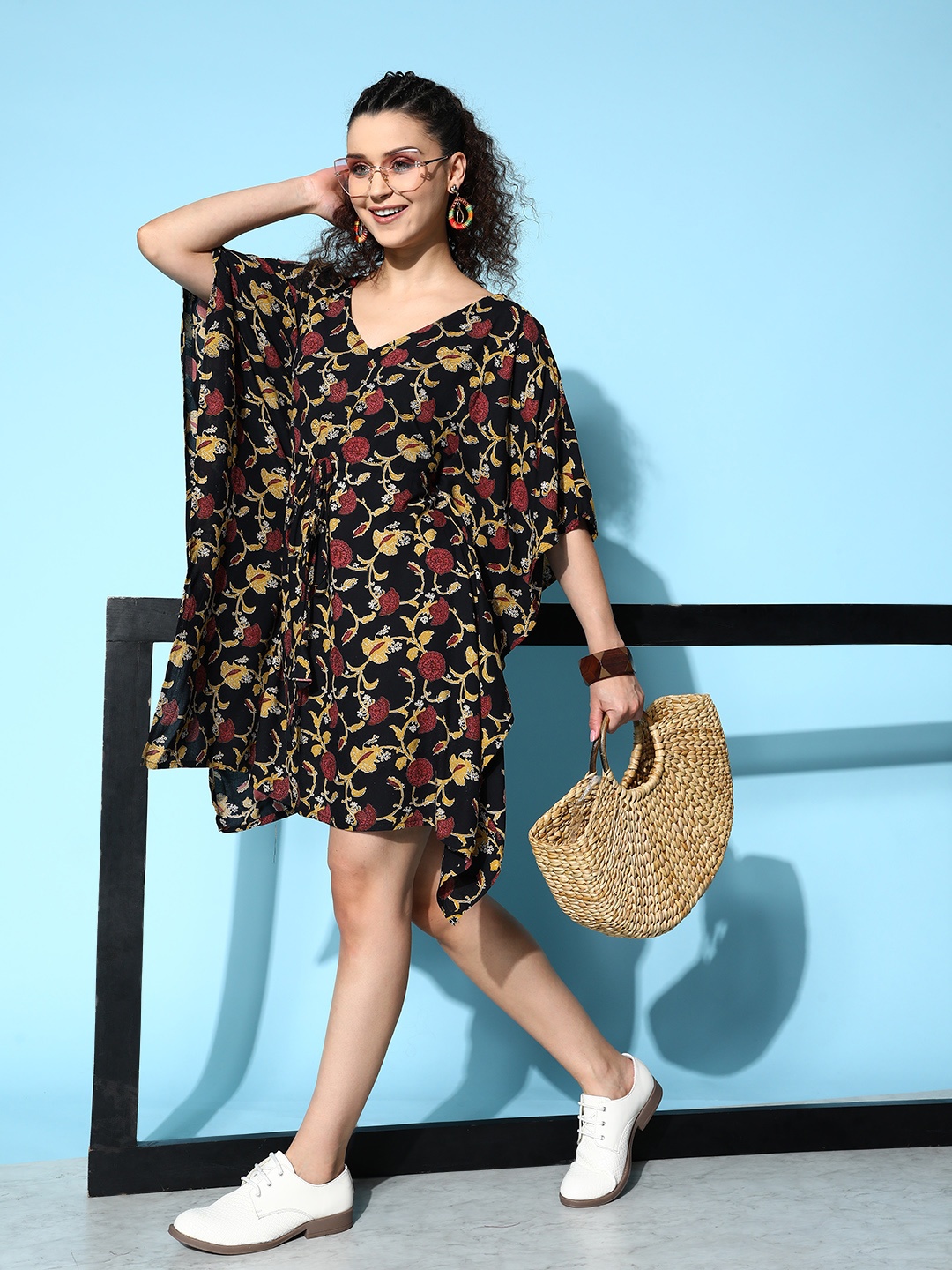 

InWeave Woman Floral Kaftan Mini Dress, Black