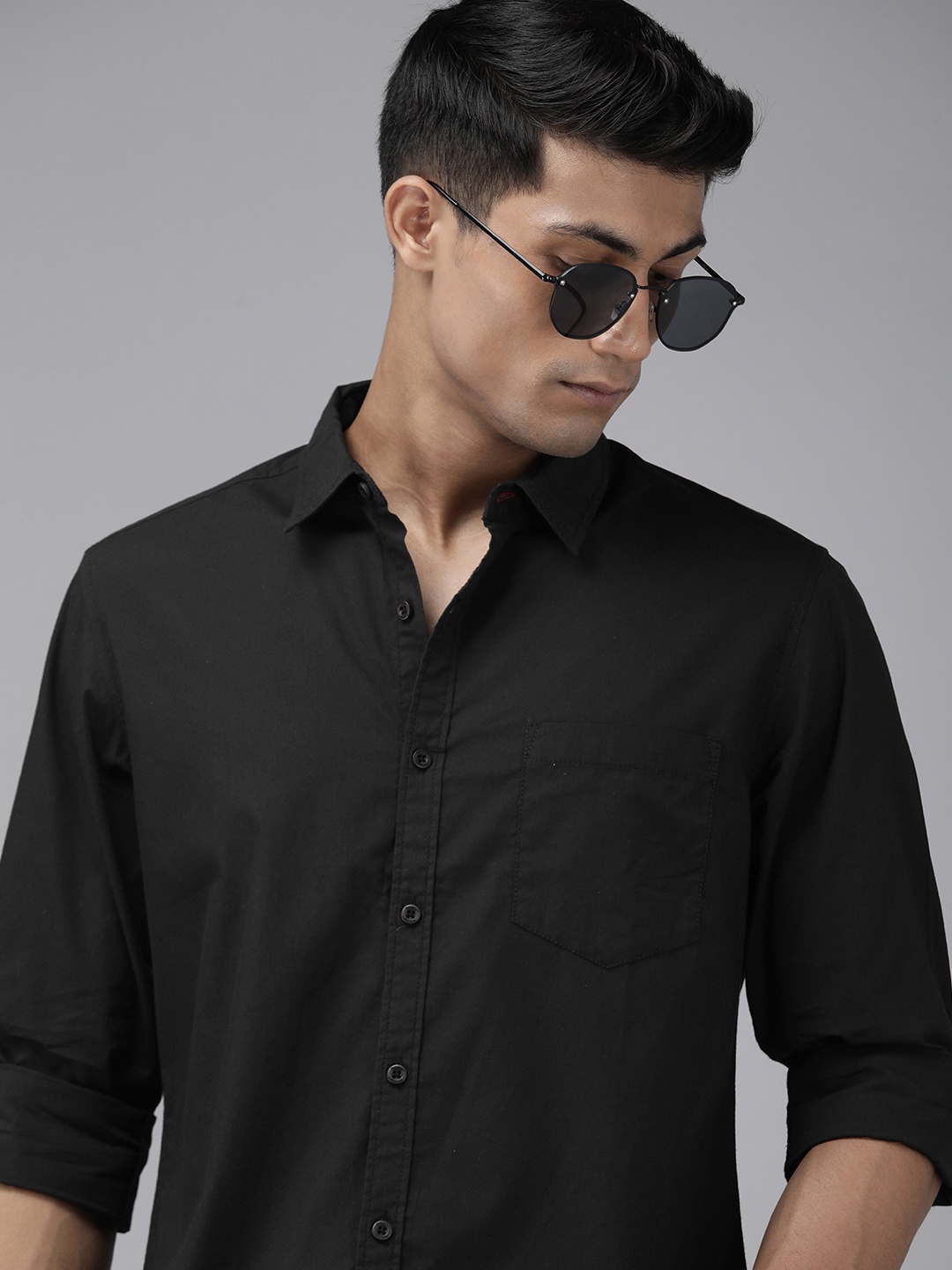 Roadster Men Standard Pure Cotton Casual Shirt