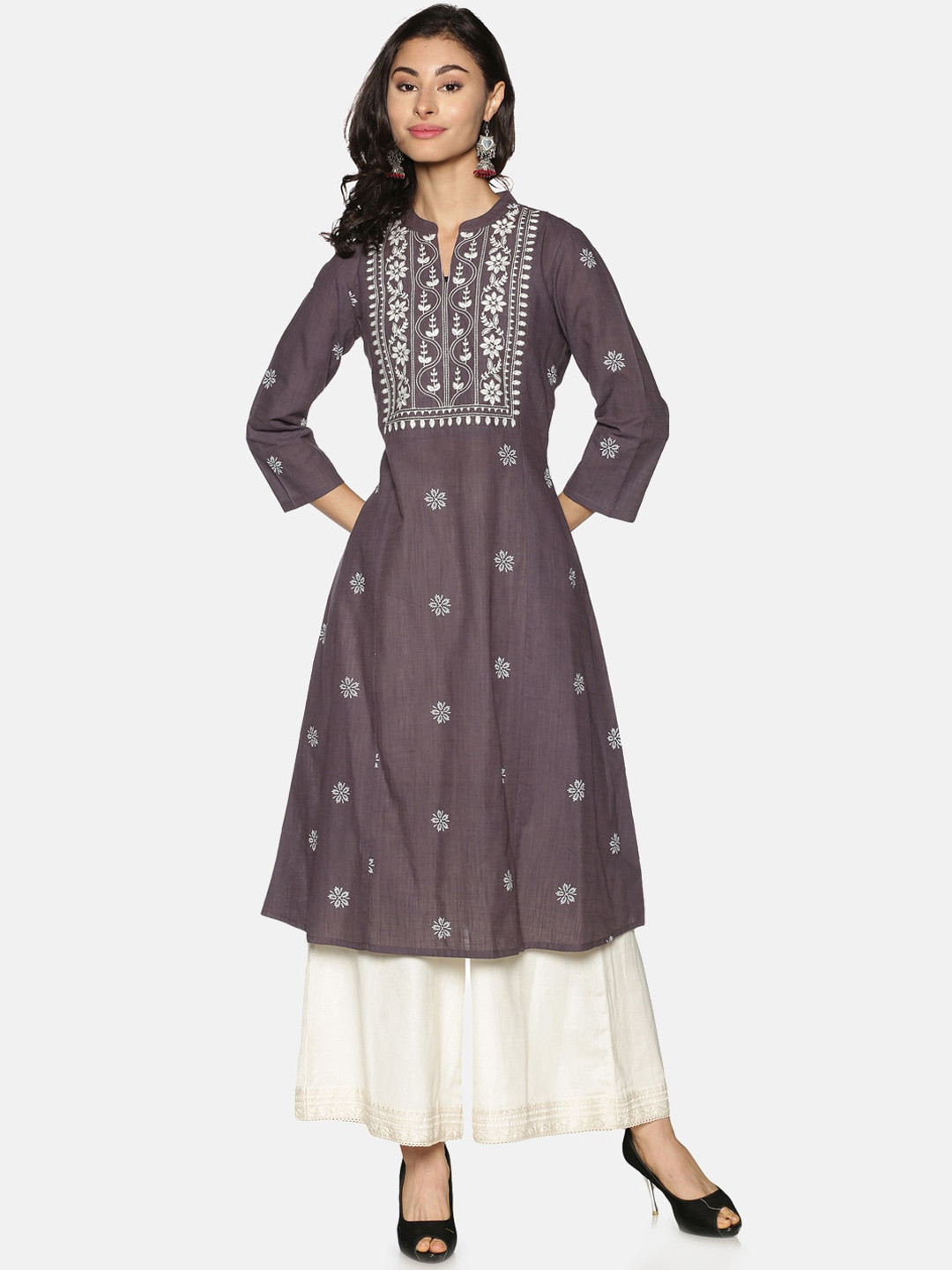 

Saffron Threads Cotton Floral Printed Kurta With Chikankari Detail, Mauve