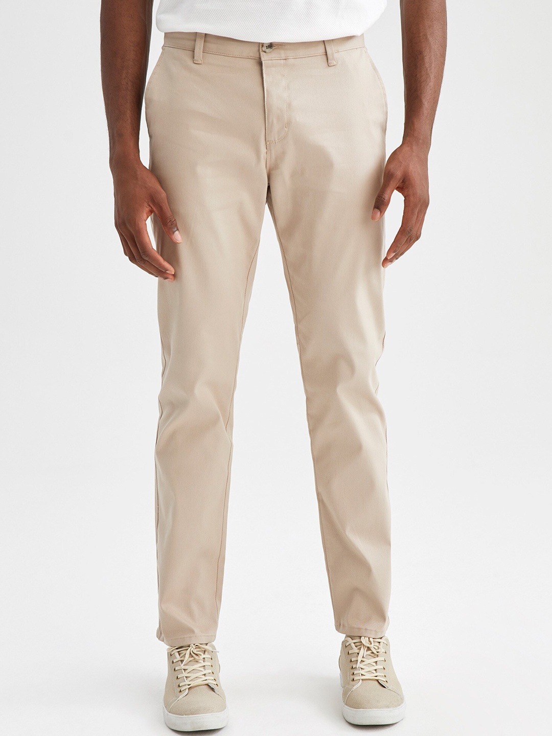 

DeFacto Men Mid-Rise Regular Fit Chinos, Beige