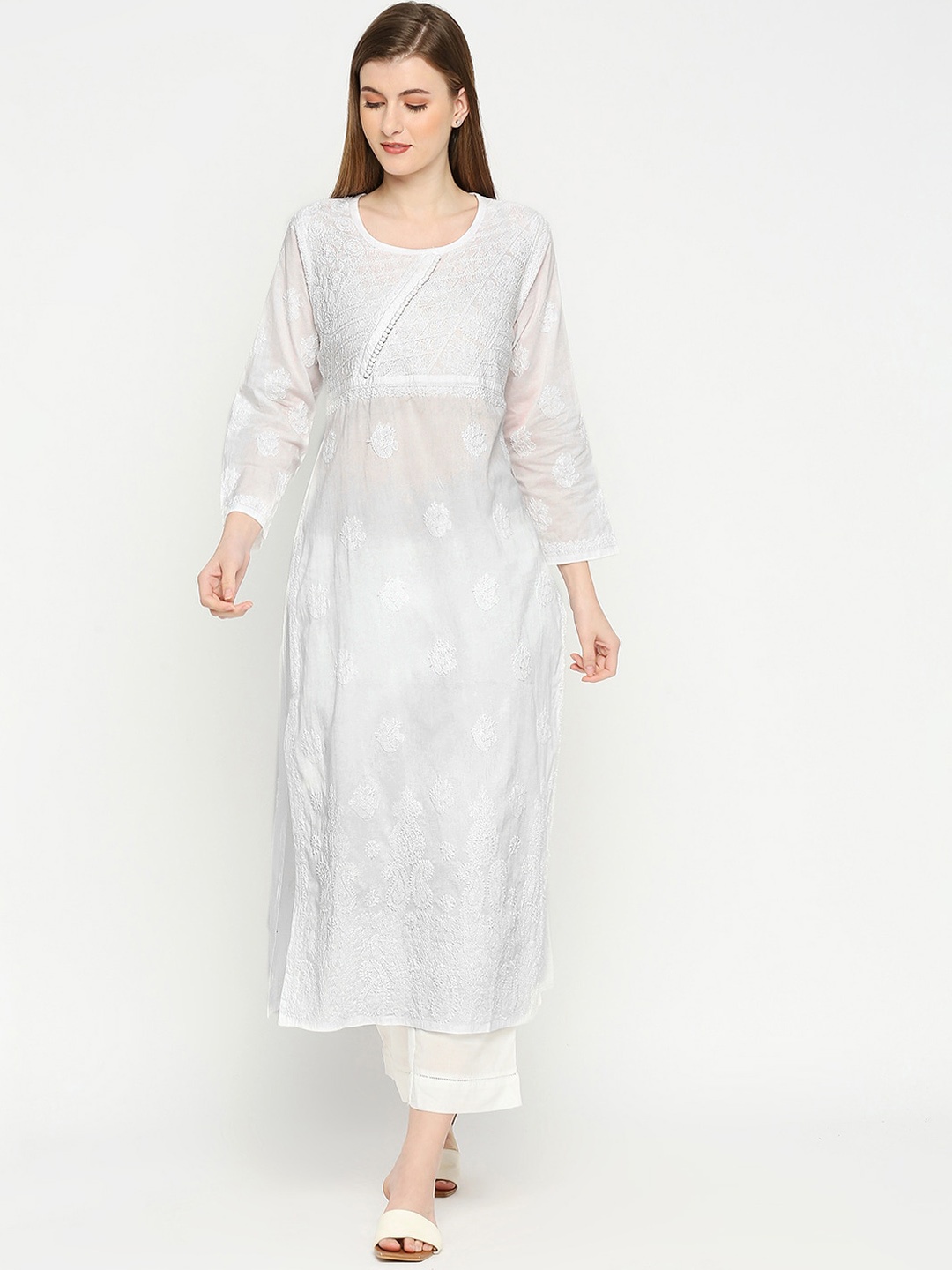 

Indiankala4u Women Ethnic Motifs Embroidered Chikankari White Romance Cotton Kurta