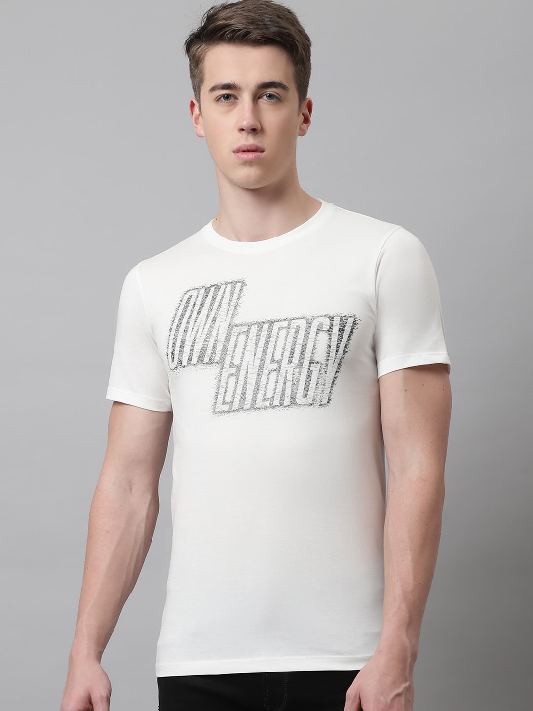 

VENITIAN Men Printed Cotton Slim Fit T-shirt, Off white