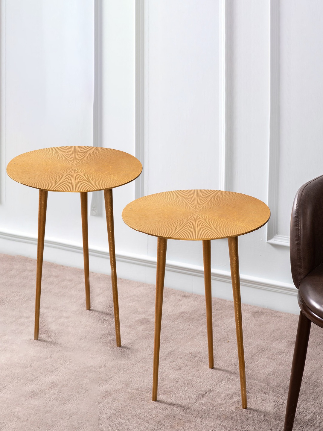 

nestroots Gold-Coloured Textured Ottomans