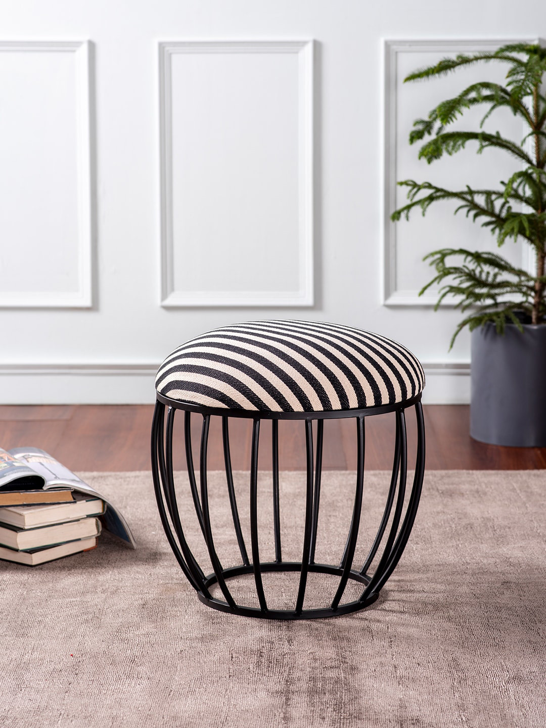 

nestroots Black & White Striped Round Ottomans