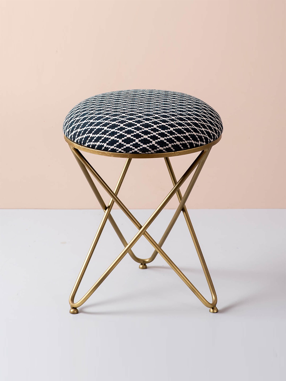 

nestroots Black & White Woven Cross Design Legs Stool