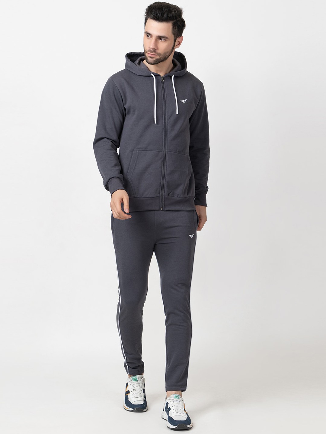 

Oakmans Men Fleece Tracksuits, Grey