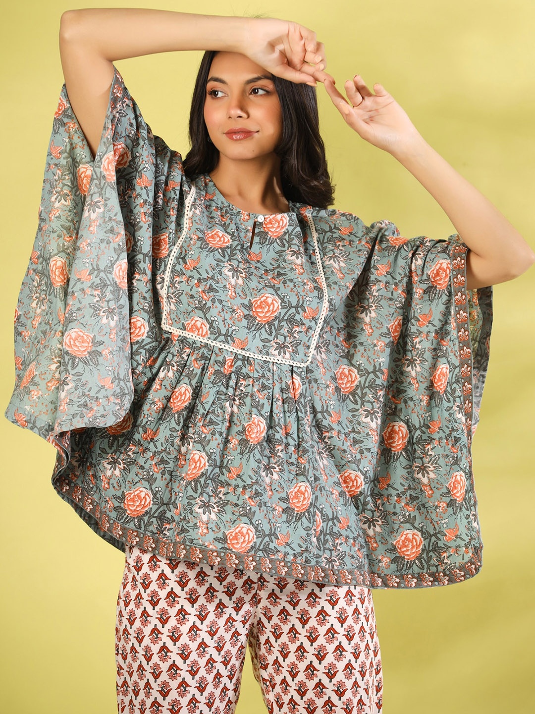 

SANSKRUTIHOMES Women Printed Pure Cotton Night Suit, Grey